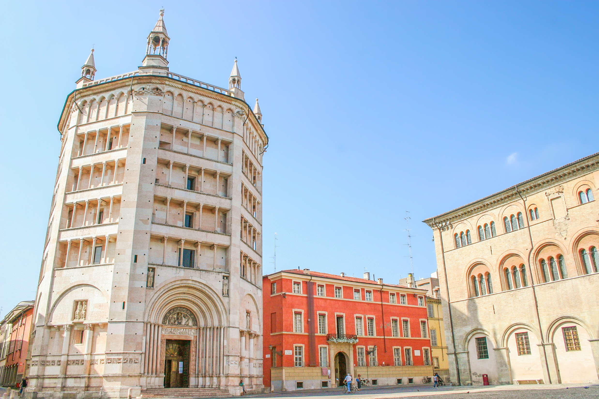 Parma, Italy, A Turu, 2480x1650 HD Desktop