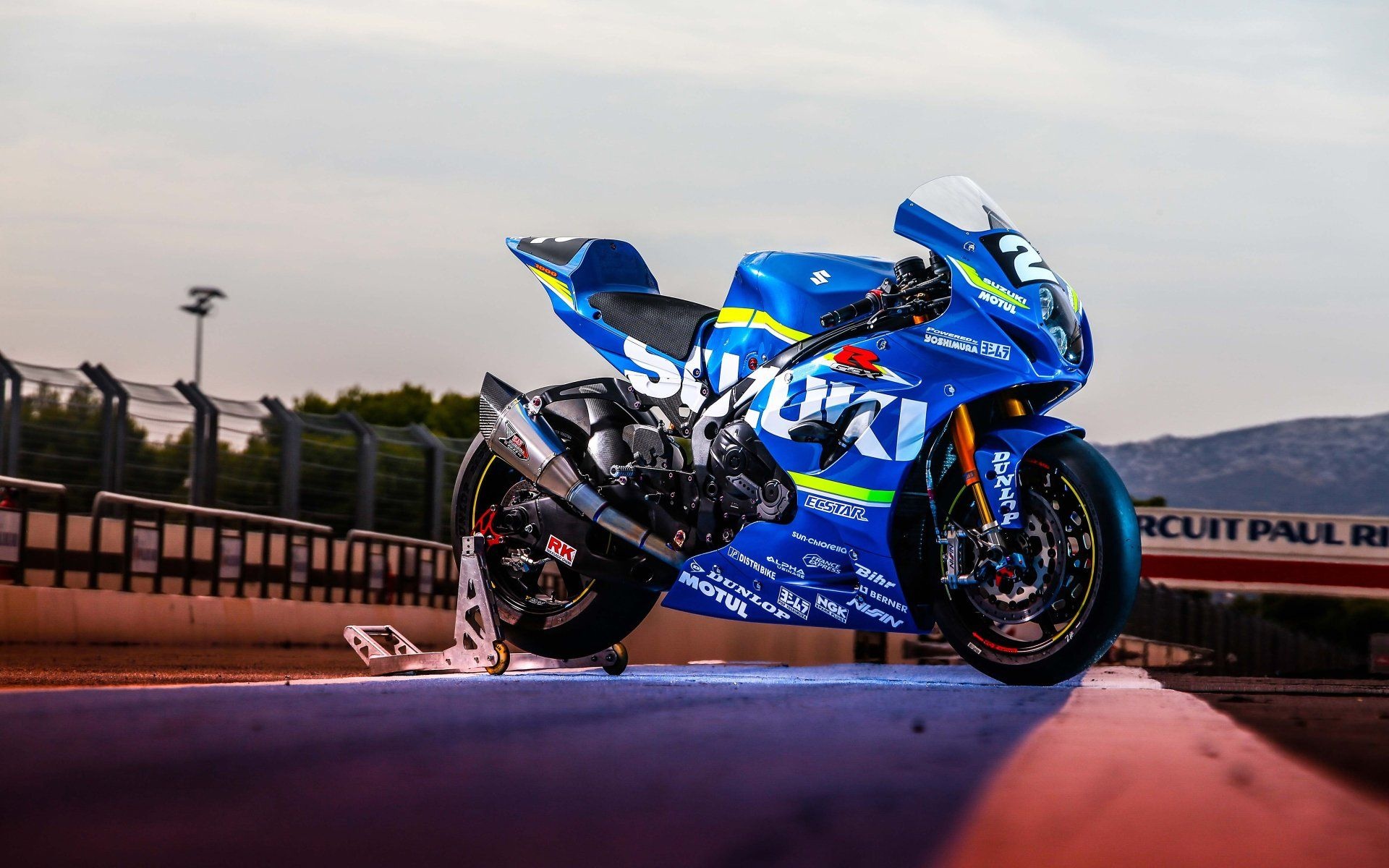 Circuit Paul Ricard, Suzuki GSX-R1000 Wallpaper, 1920x1200 HD Desktop