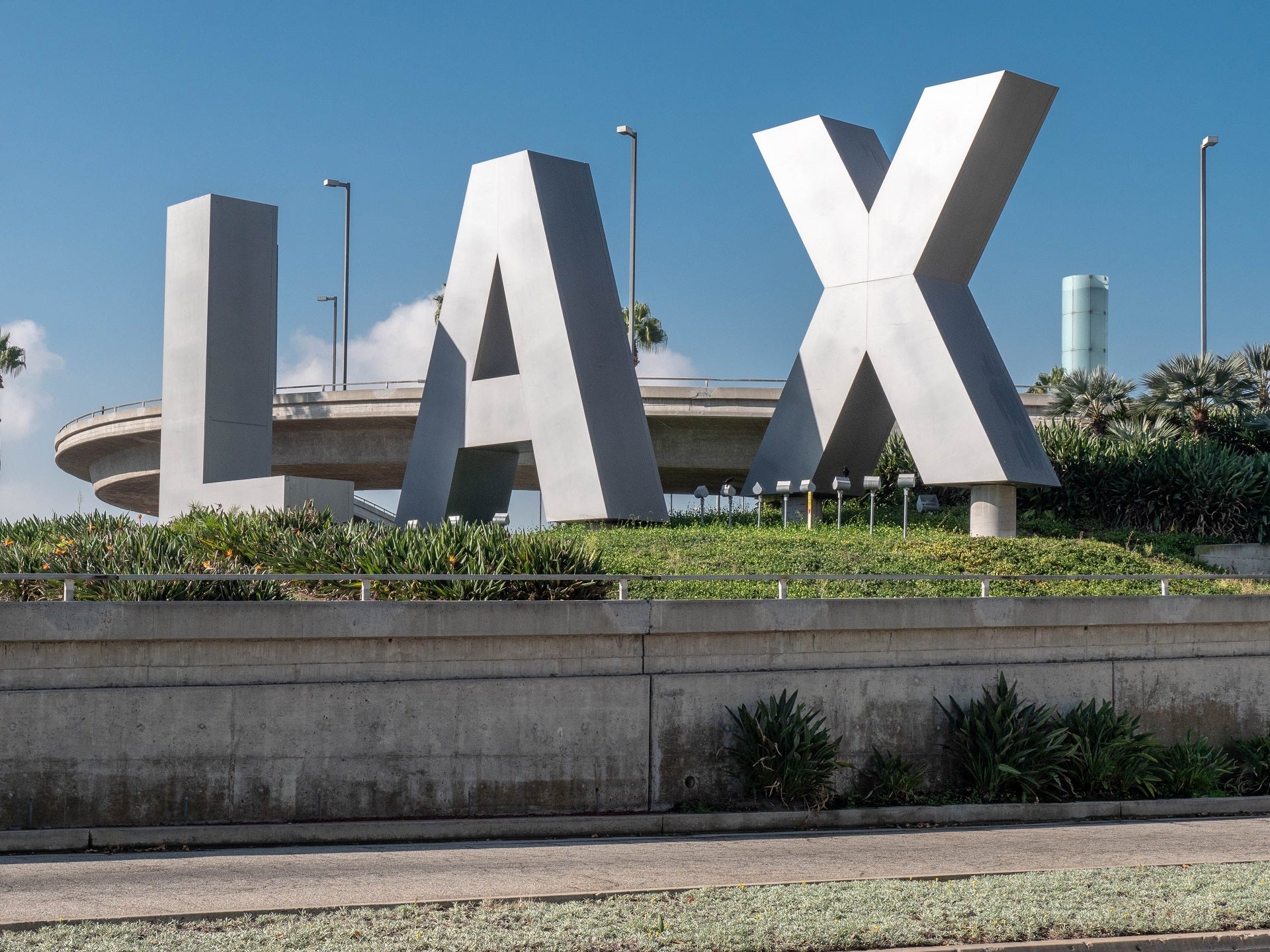 Los Angeles International Airport, Aviation consulting services, Hill International, Enhanced travel experience, 1920x1440 HD Desktop