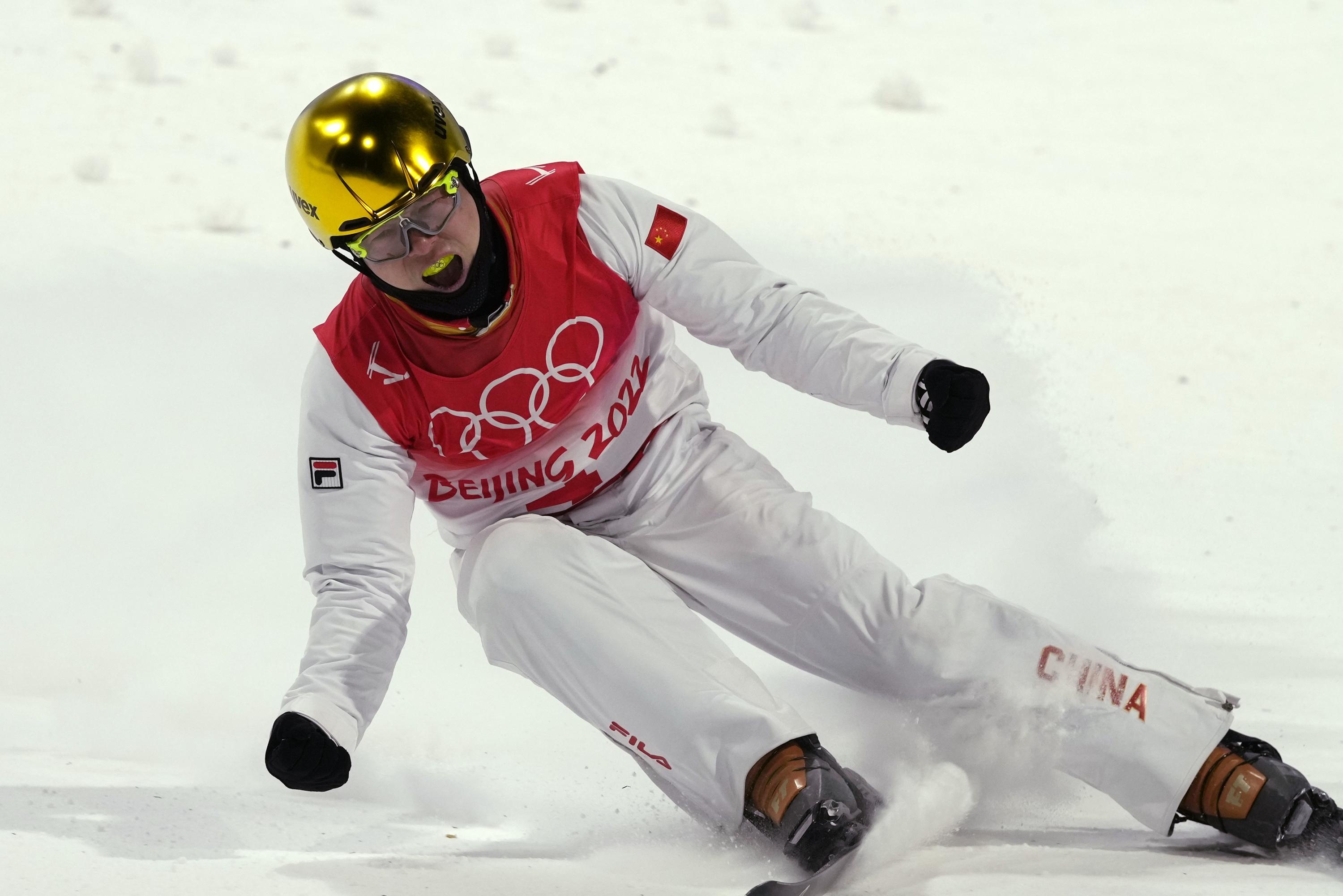 Qi Guangpu, Gold in Olympic men's aerials, AP News, China, 3000x2010 HD Desktop