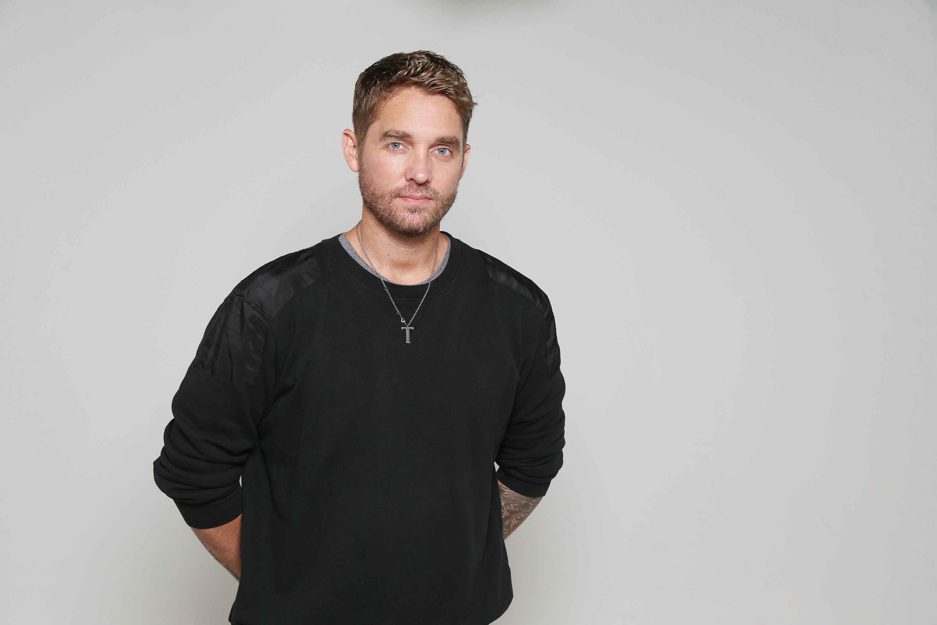 Brett Young, Country ballads, Heartfelt storytelling, Emotional connection, 3080x2050 HD Desktop