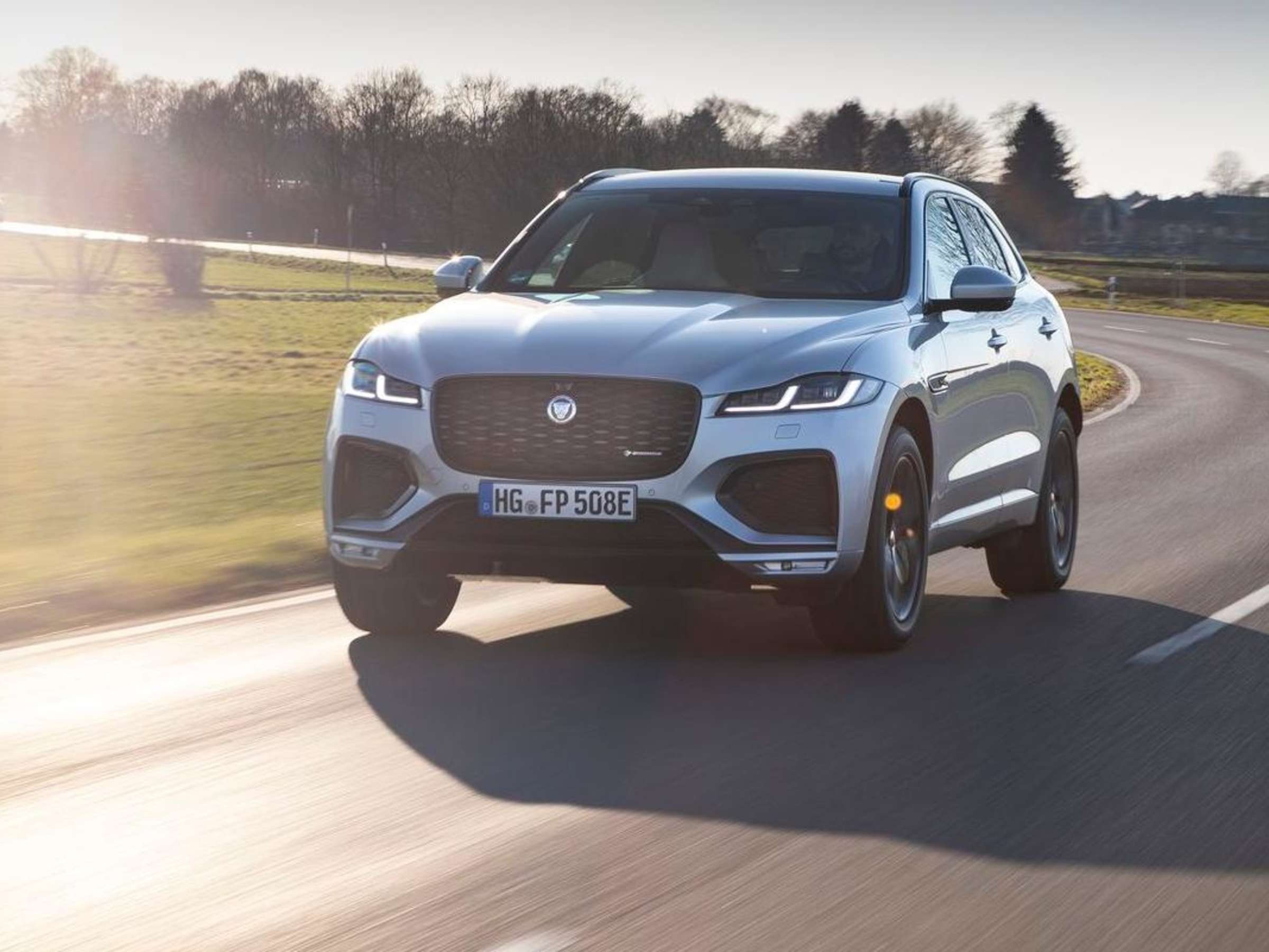 Jaguar F-PACE, Enhanced facelift, Optimal performance, Exciting updates, 2400x1800 HD Desktop