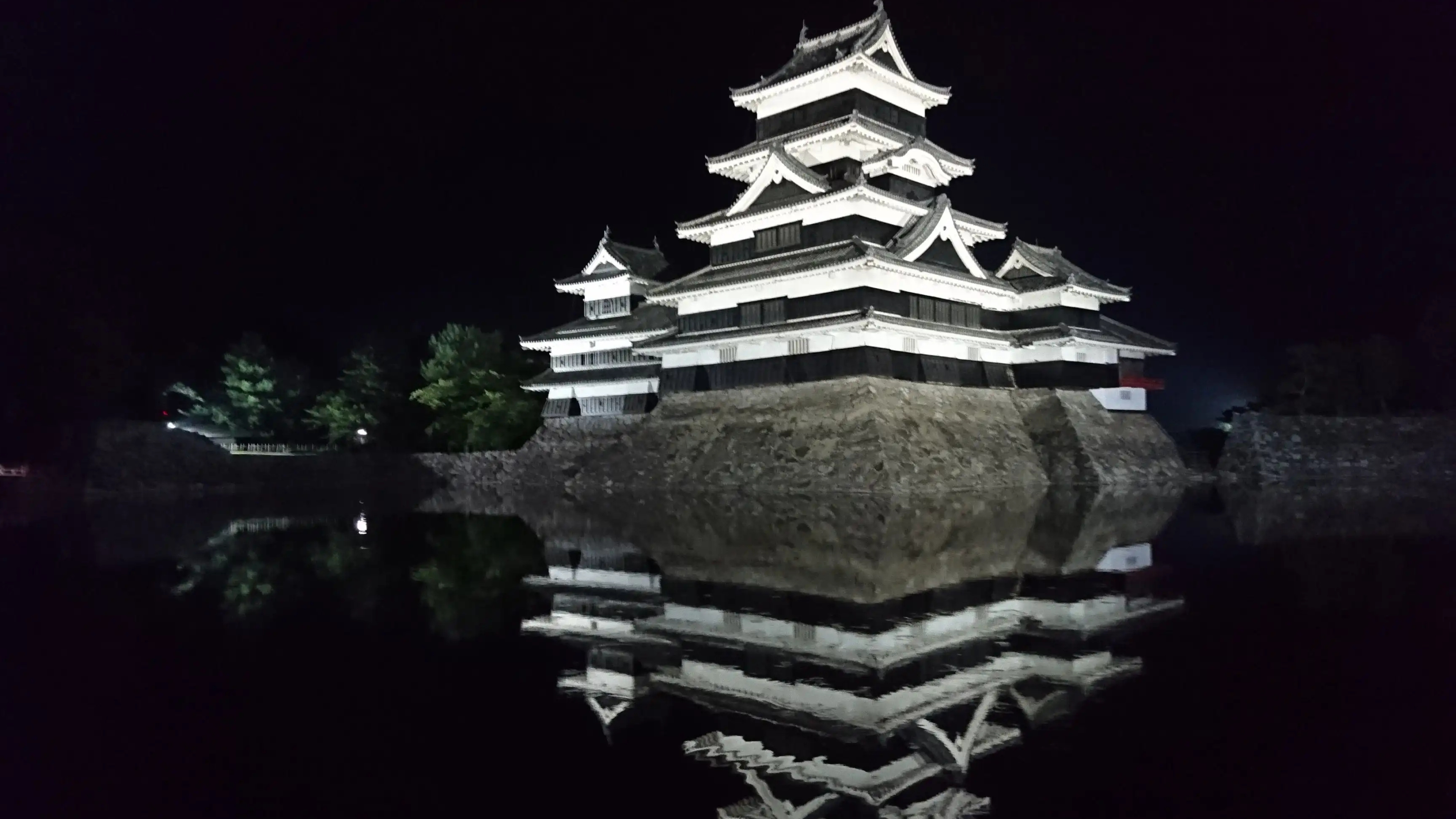 Night view, Matsumoto Castle Wallpaper, 3840x2160 4K Desktop