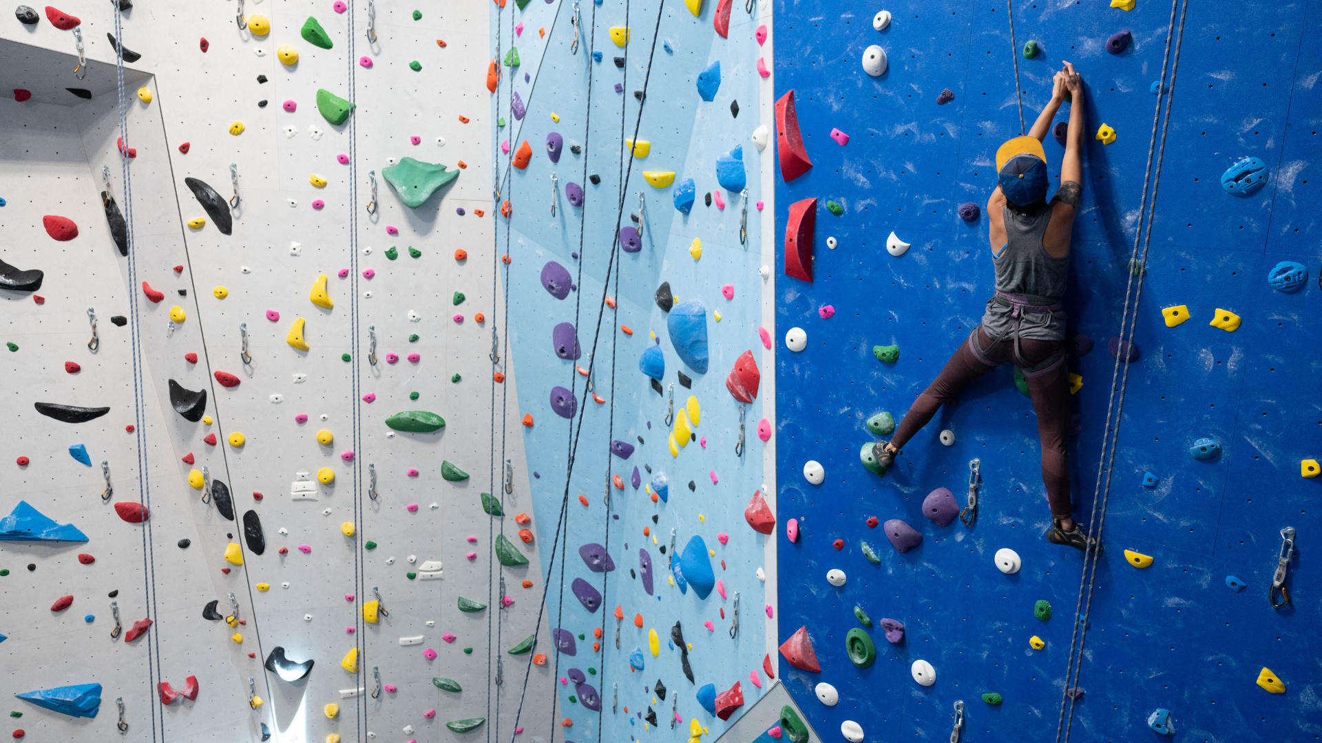 Reno Tahoe climbing craze, Sierra lifestyle, Adventure hotspot, Climbers' paradise, 1920x1080 Full HD Desktop