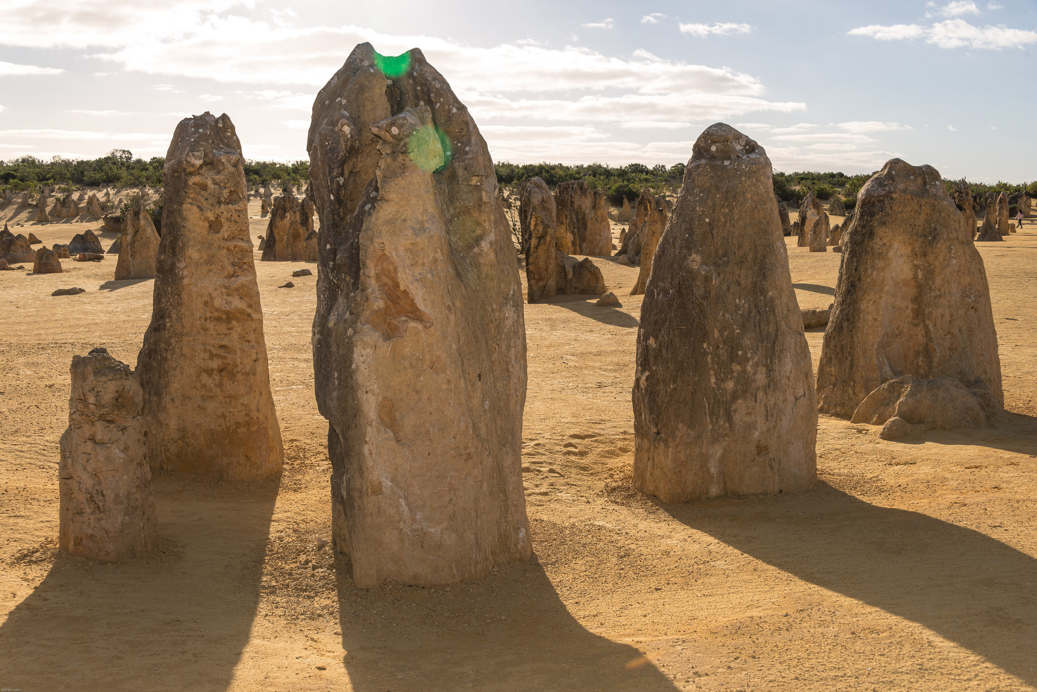 Nambung National Park, Western Australia, Thousand wonders, 2050x1370 HD Desktop