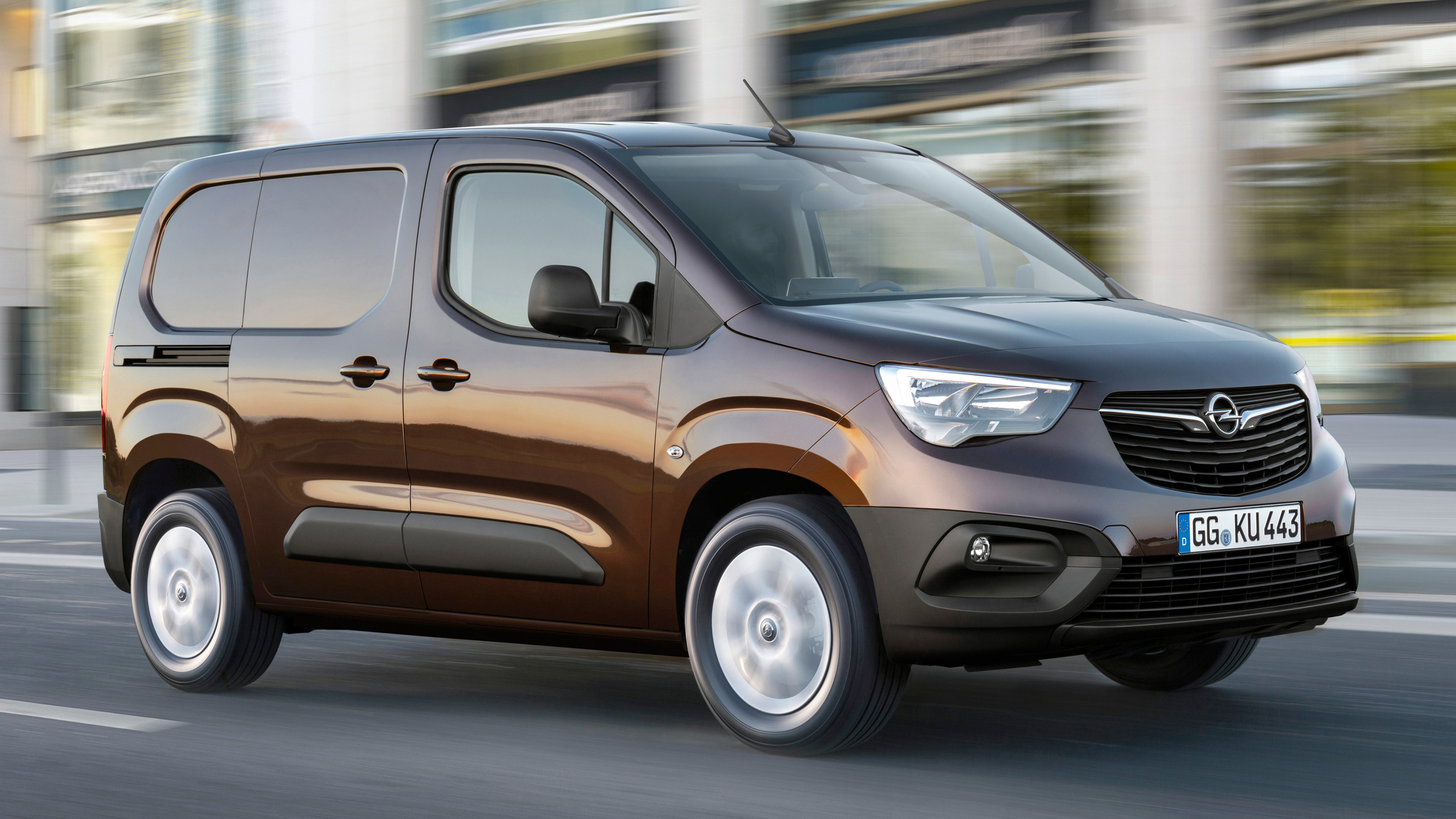 Opel Combo, Spacious ride, 2018 model, Cars desktop wallpapers, 3840x2160 4K Desktop