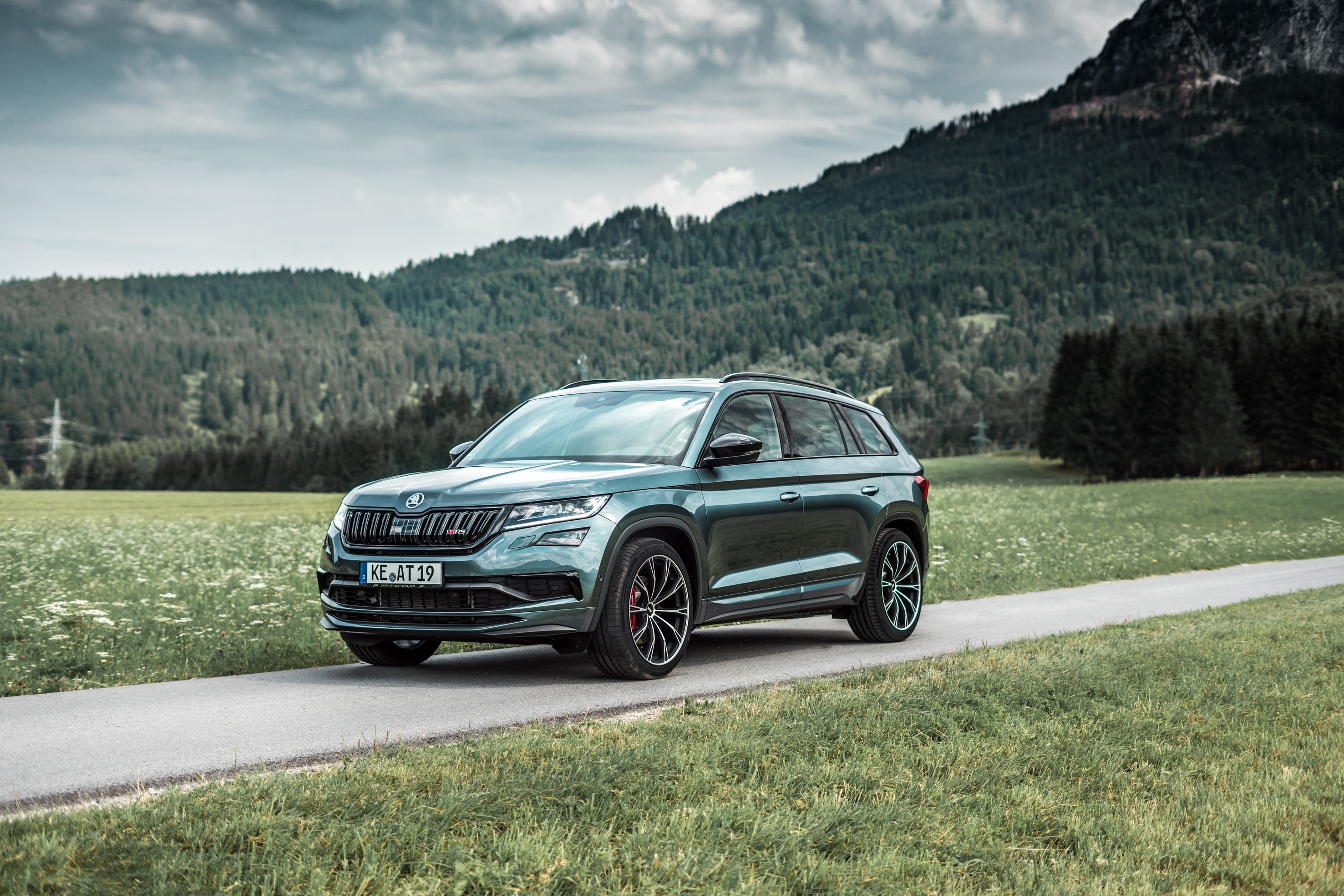 Skoda Kodiaq, Auto, HD wallpapers, Luxury SUV, 2960x1970 HD Desktop