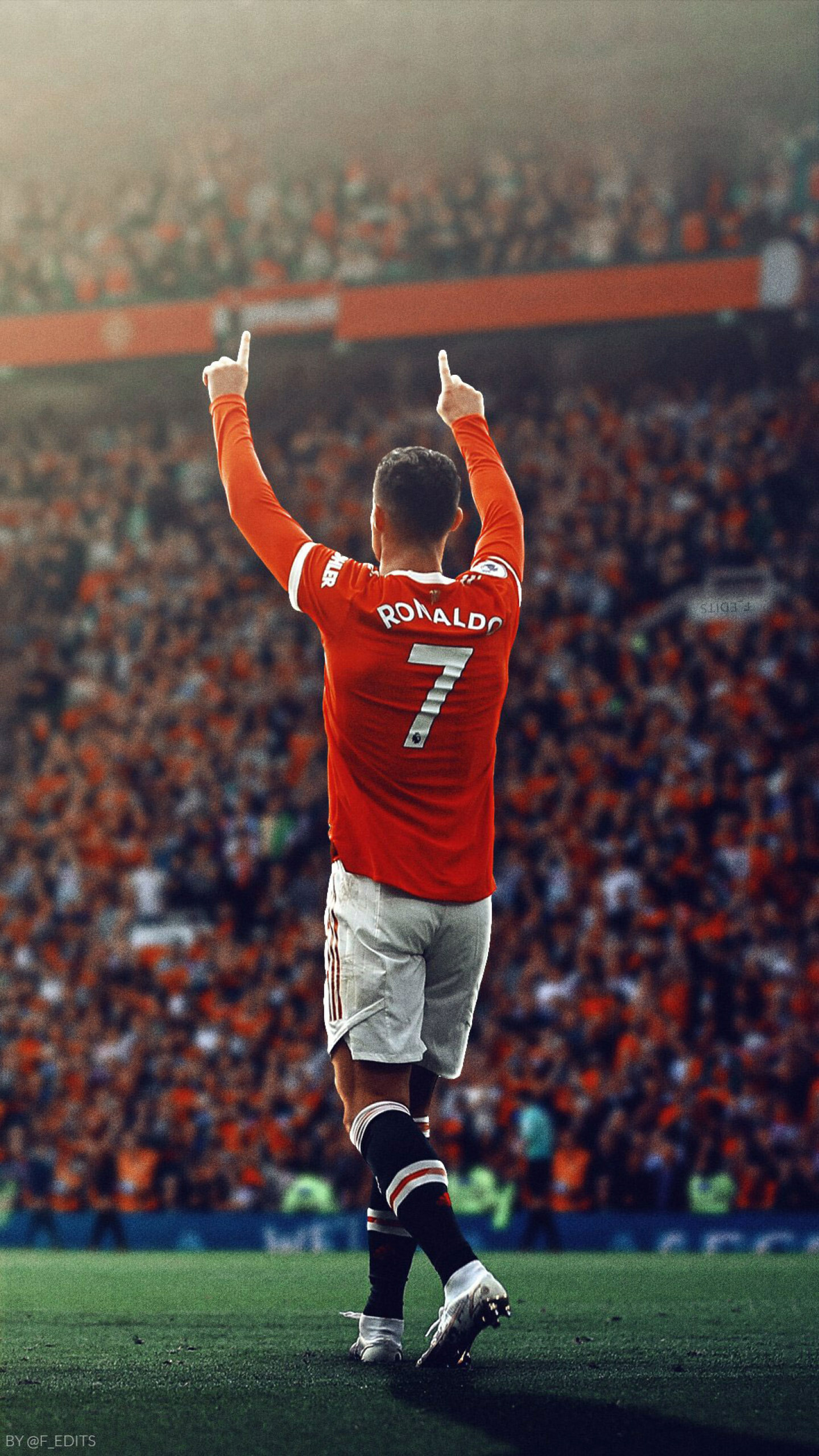 Cristiano Ronaldo, Manchester United wallpaper, 4K resolution, Tribute to the legend, 1440x2560 HD Phone