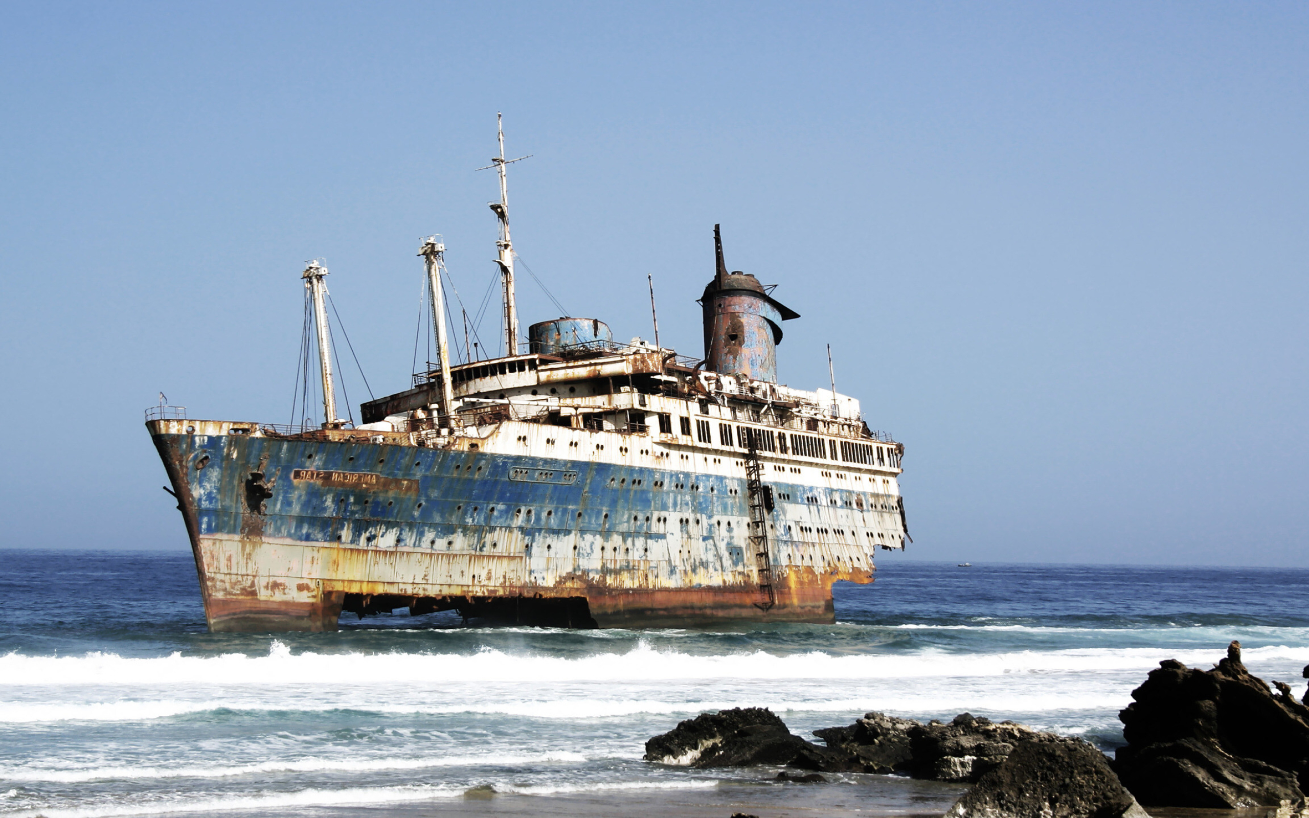 SS America, Ghost Ship Wallpaper, 2560x1600 HD Desktop