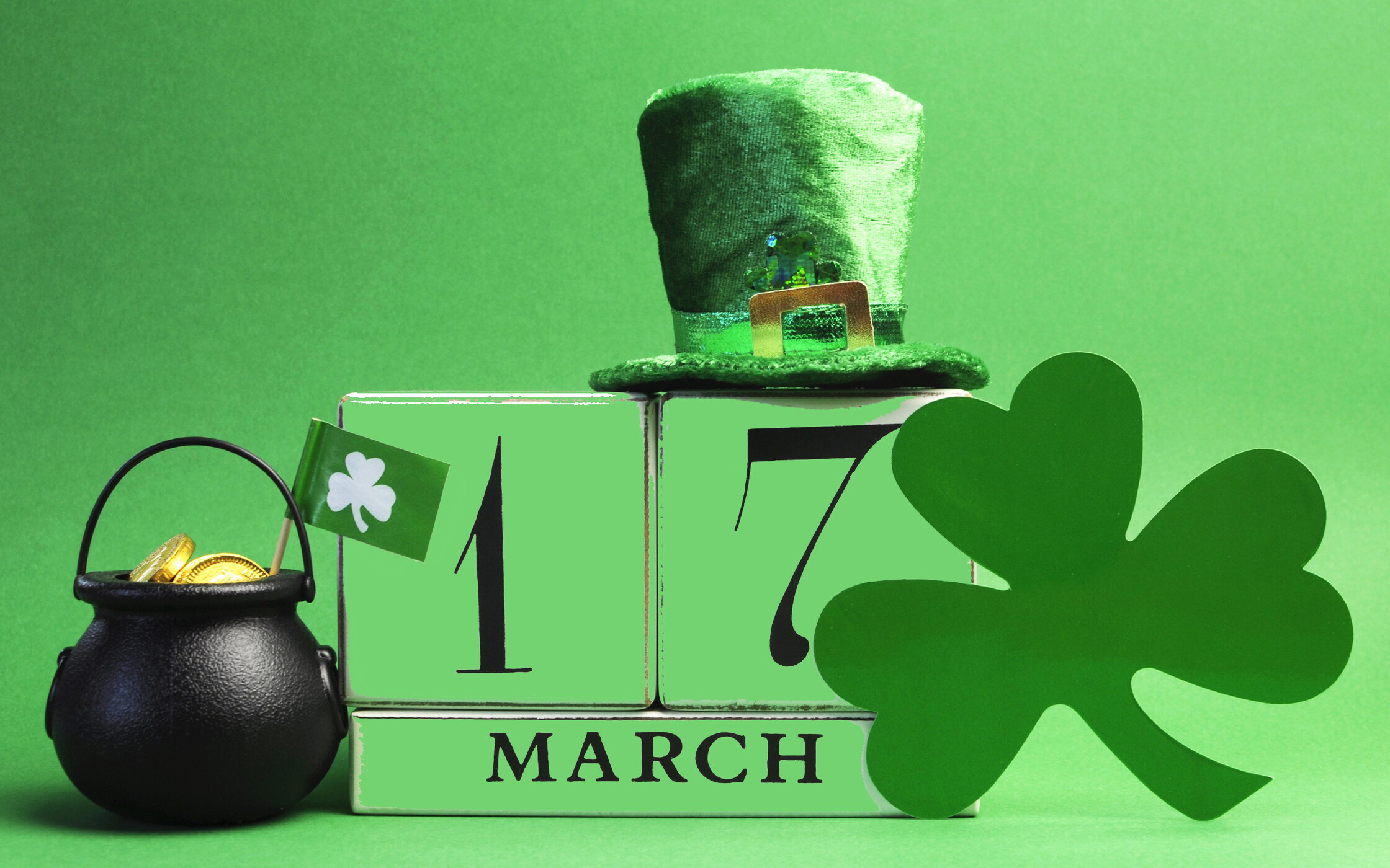 Saint Patrick's Day, Happy, Saint Patrick's Day wallpaper, Festive, 2240x1400 HD Desktop