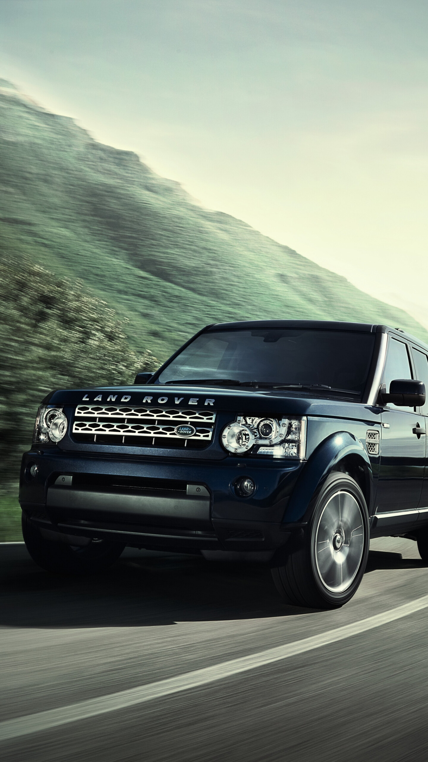 Land Rover Discovery, 4K HD desktop wallpaper, 1440x2560 HD Phone