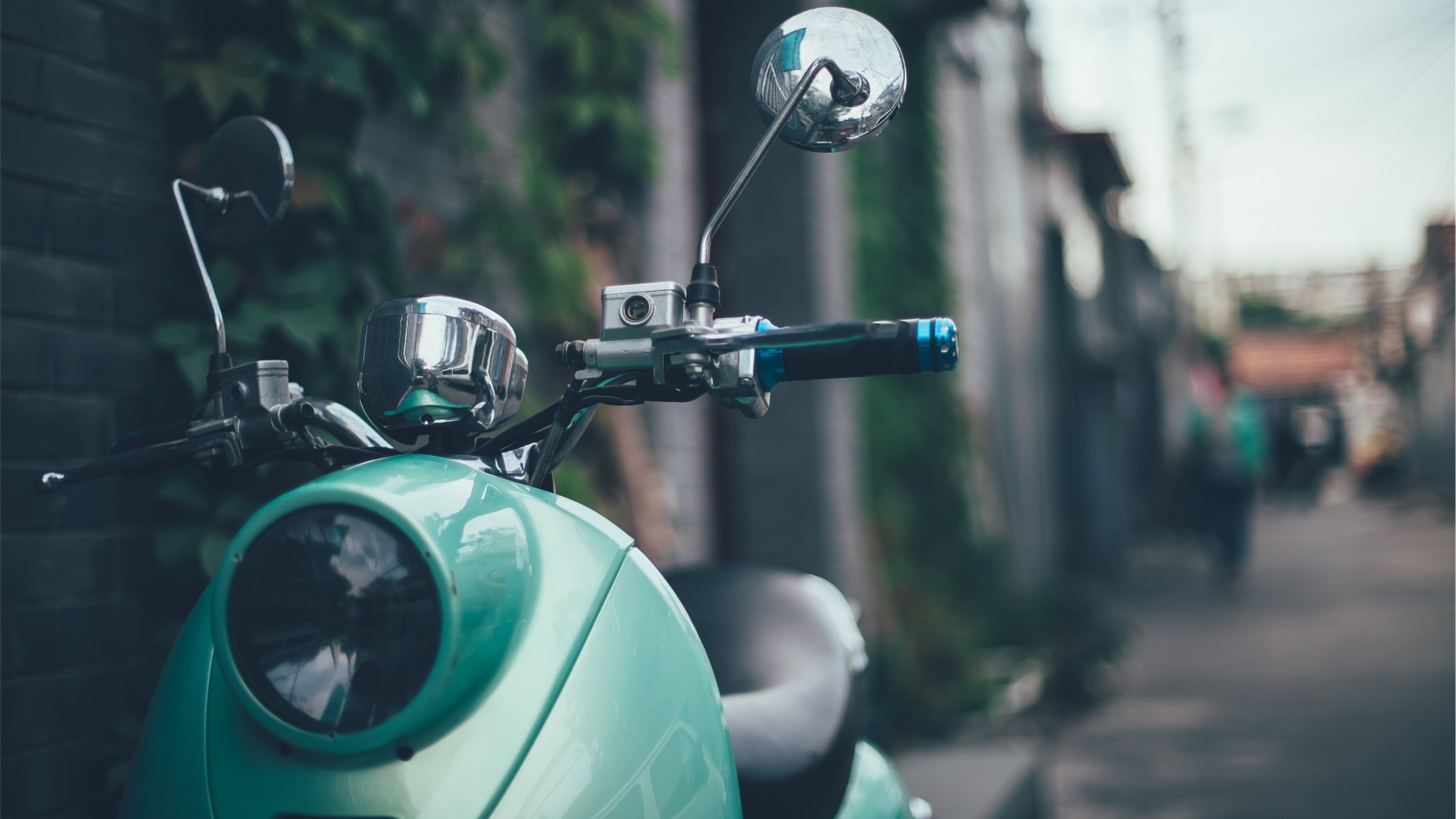 Scooter, Classic charm, Iconic design, Effortless urban mobility, 3840x2160 4K Desktop