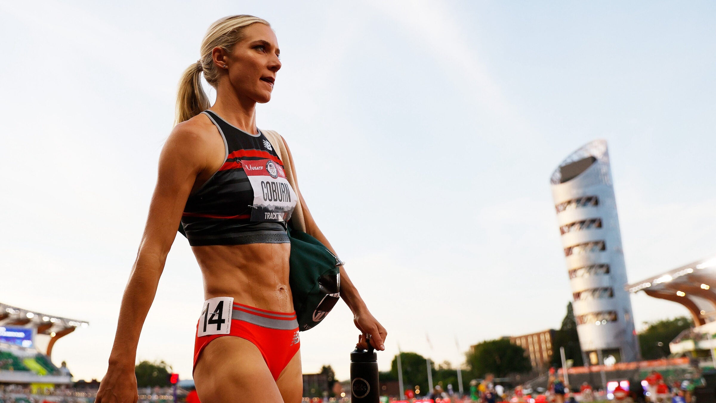 Emma Coburn, Steeplechase specialist, Olympic profile, Decisive moments, 2400x1350 HD Desktop