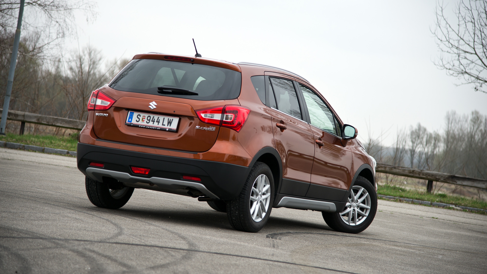 Suzuki S-Cross, Test drive review, 1. 0 2WD Shine model, Autofilou, 2000x1130 HD Desktop