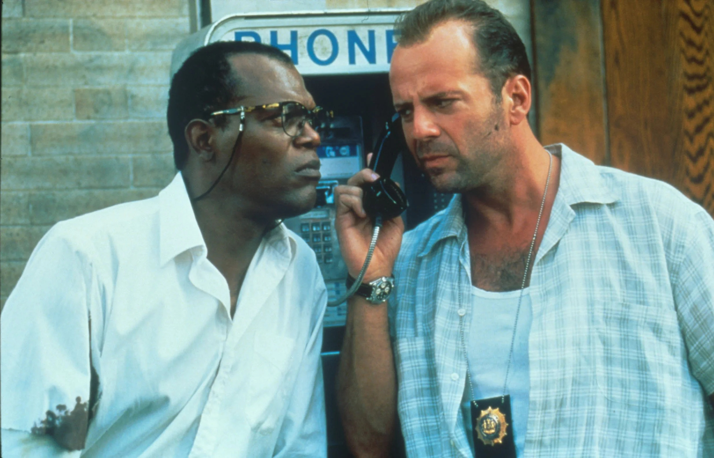 Die Hard: With a Vengeance, Christmas film debate, Holiday favorite, Action-packed, 2470x1590 HD Desktop