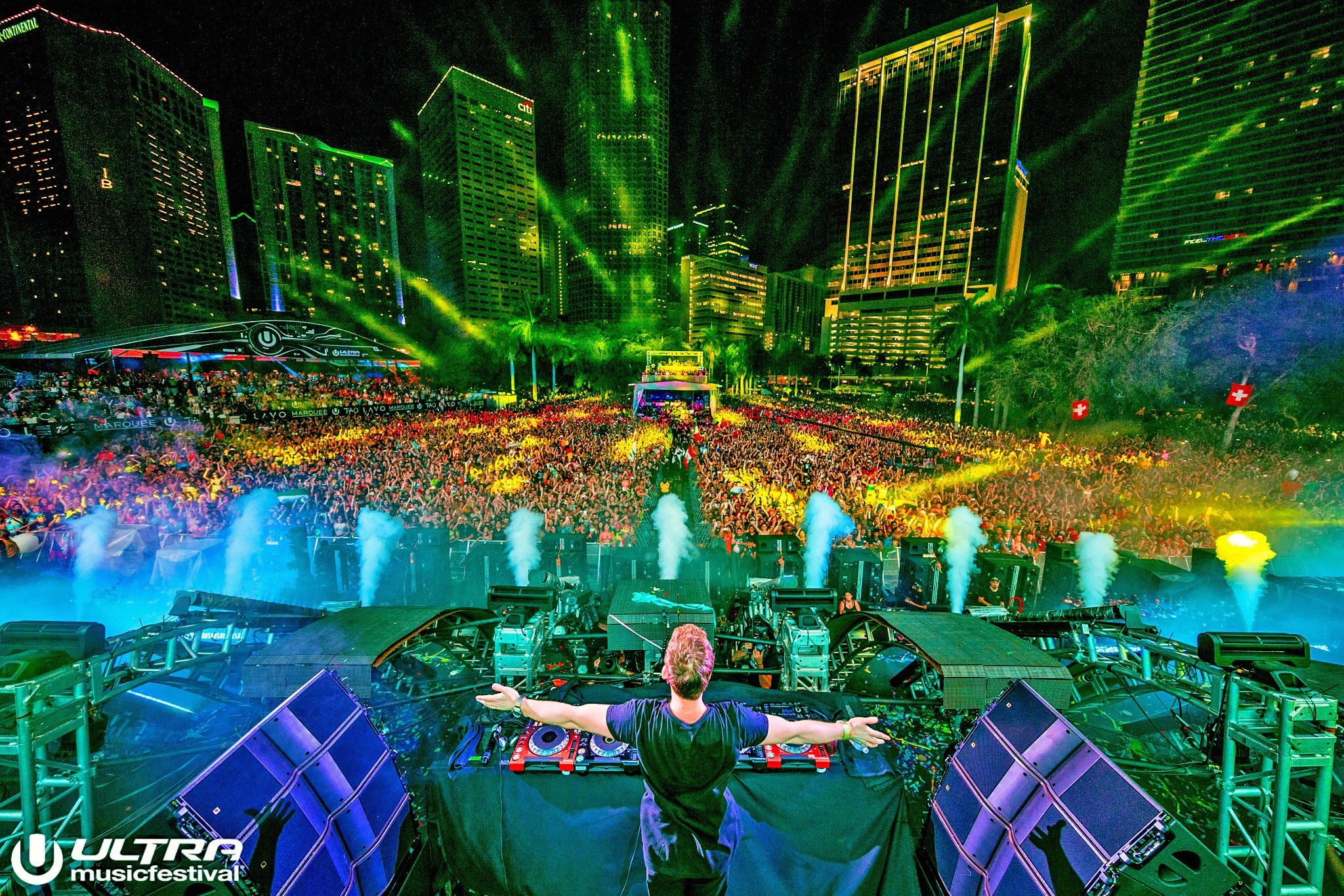 Ultra Music Festival 2016, Hardwell Wallpaper, 2050x1370 HD Desktop