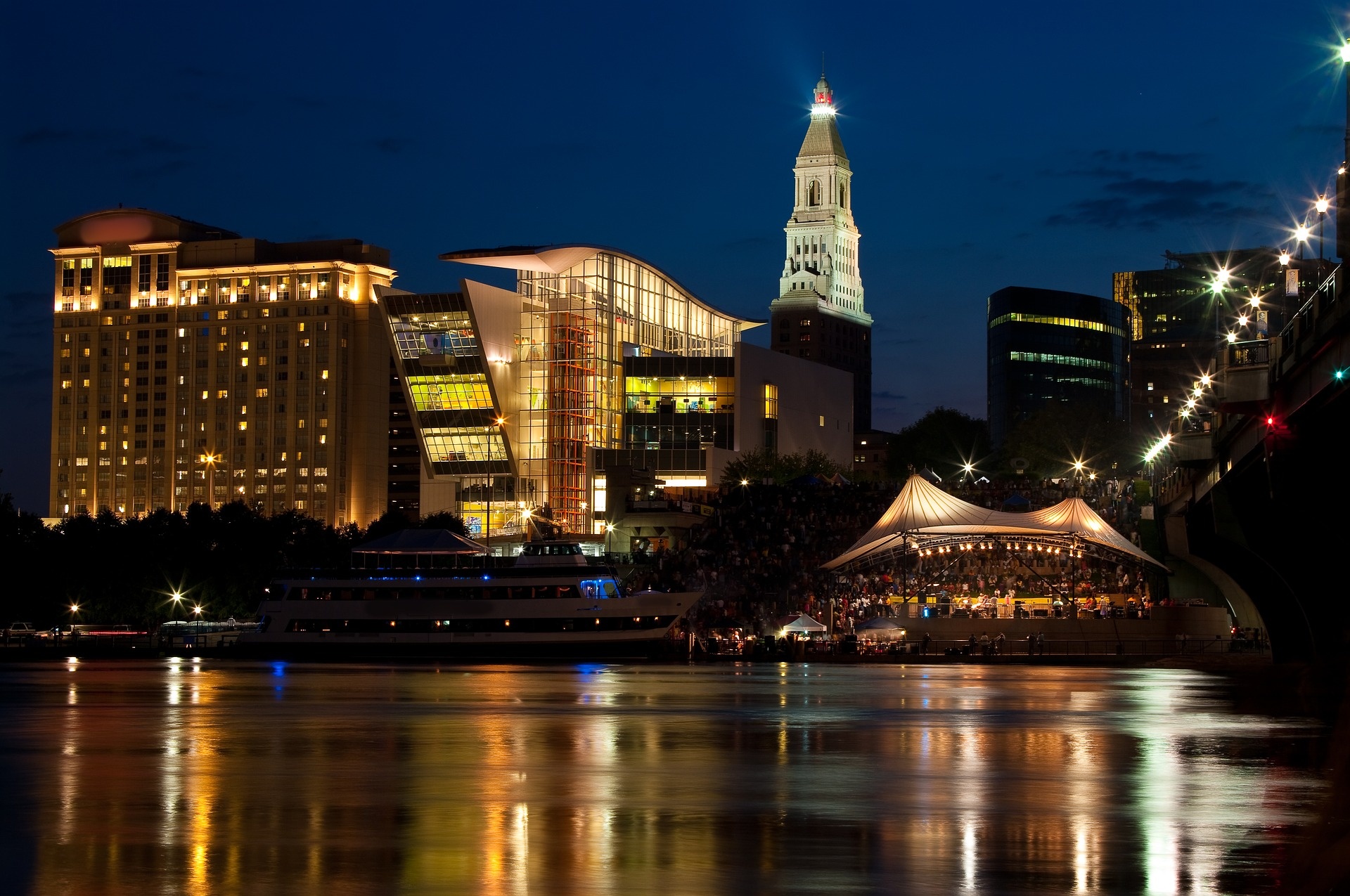 Hartford Skyline, CT politics, TV, 1920x1280 HD Desktop