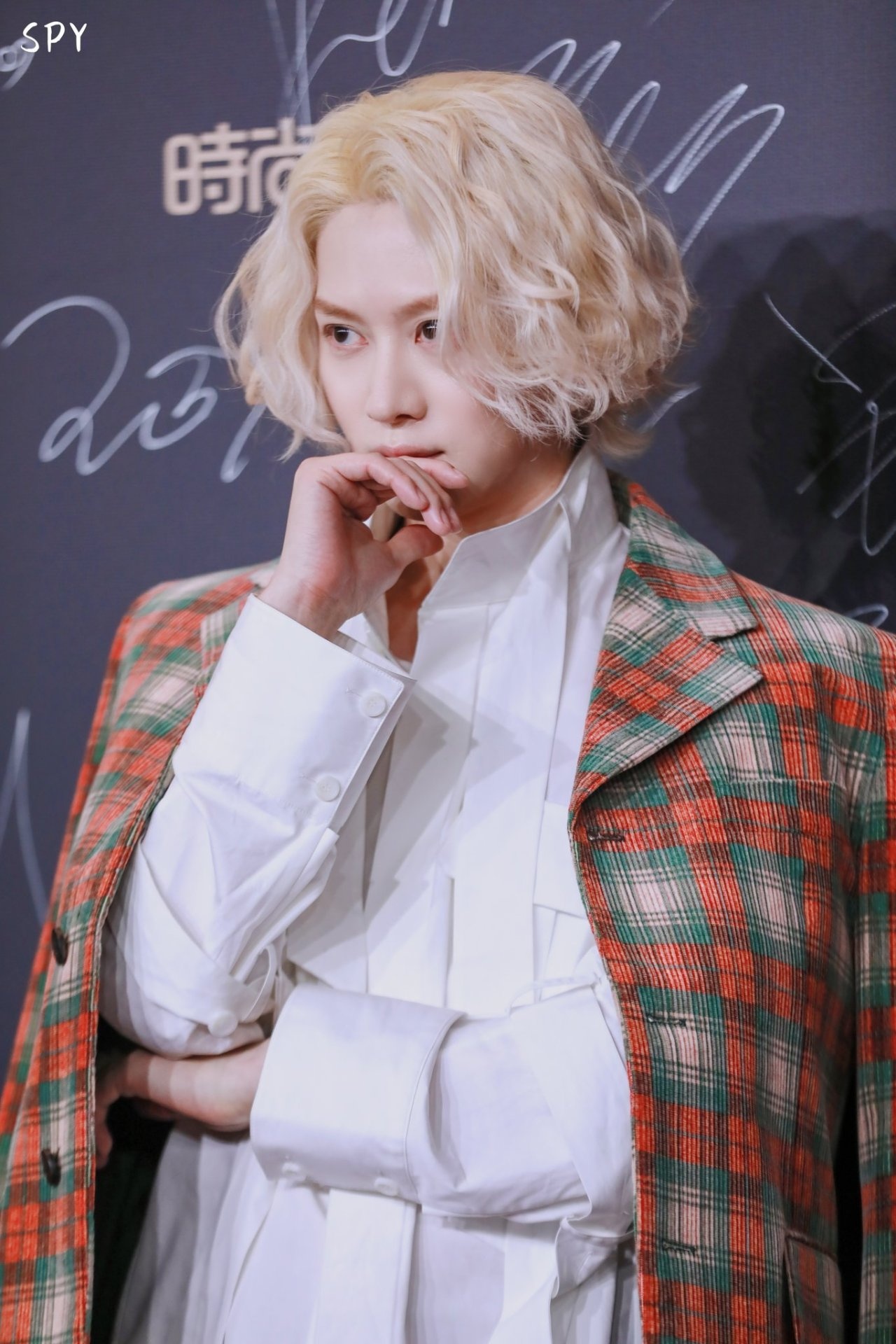 Kim Hee-chul, Fashion inspiration, Korean actor, Youthful and stylish, 1280x1920 HD Phone