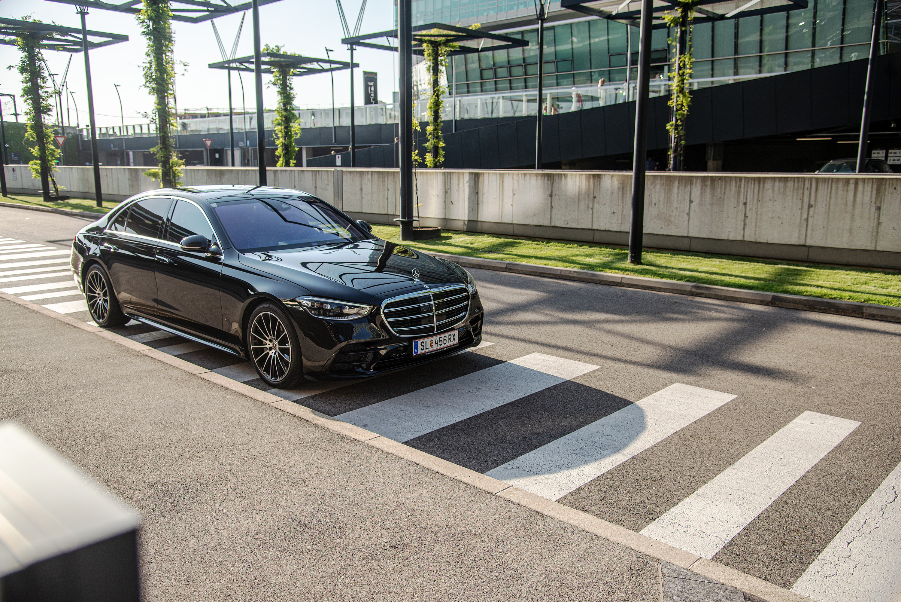 Mercedes-Benz S-Class, Luxurious elegance, Long and sleek, Autofilou test, 3000x2010 HD Desktop