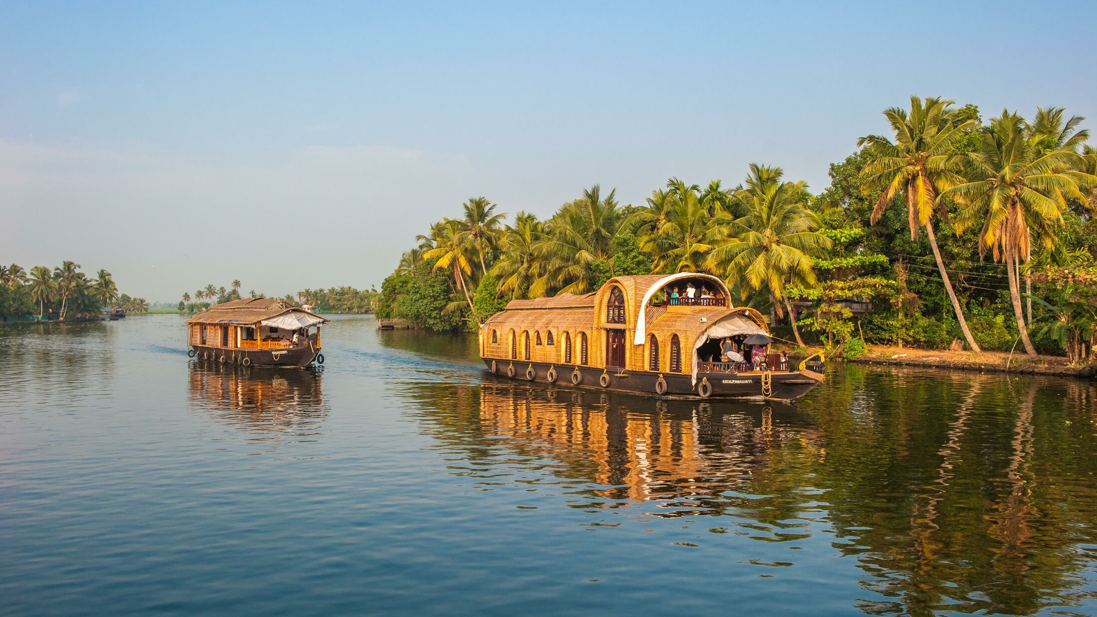 Luxury Kerala tour, Hayes & Jarvis, Exquisite getaways, Southern India's gem, 2200x1240 HD Desktop