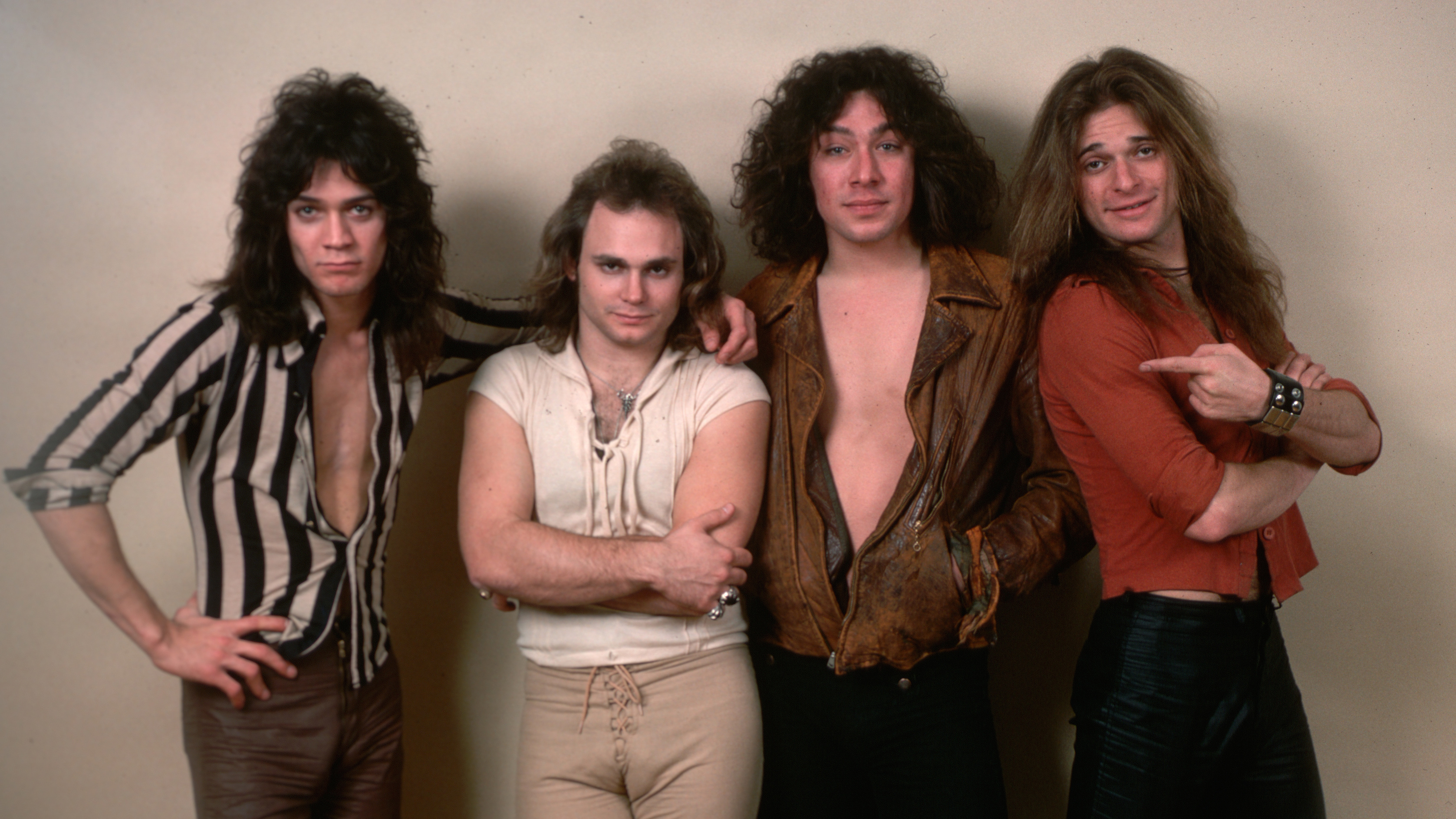 Van Halen, Memorable moments, Personal connection, Emotional significance, 3360x1890 HD Desktop