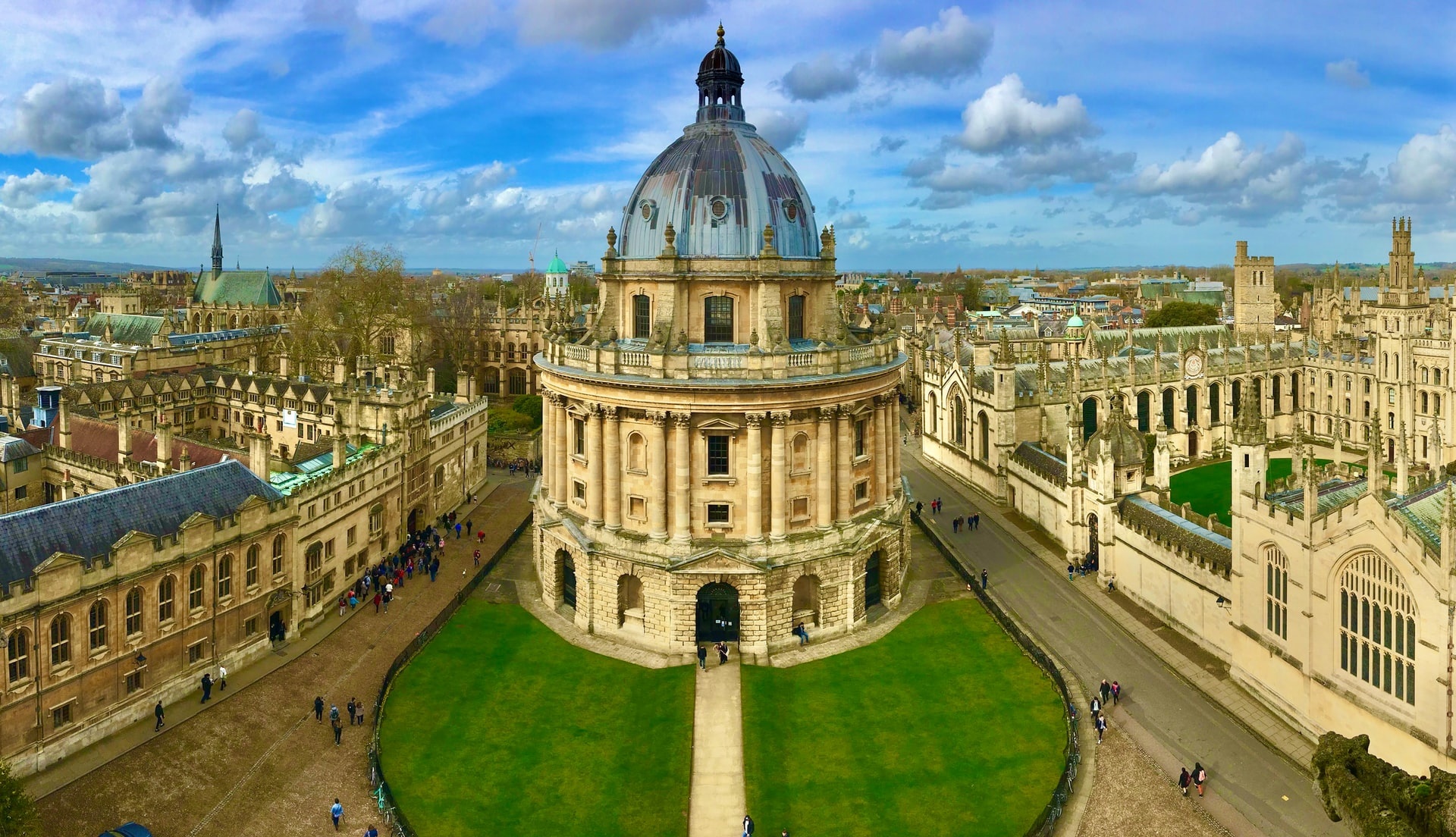 Oxford University, Top Blockchain University, Advancements in Education, Academic Excellence, 1920x1110 HD Desktop