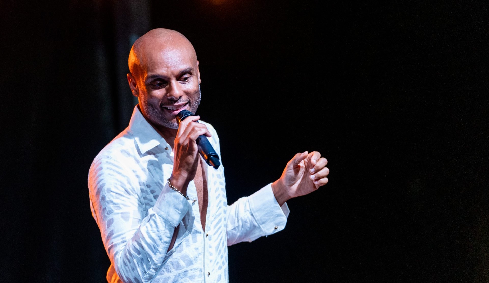 Mable House Barnes Amphitheatre, Kenny Lattimore Wallpaper, 1920x1120 HD Desktop