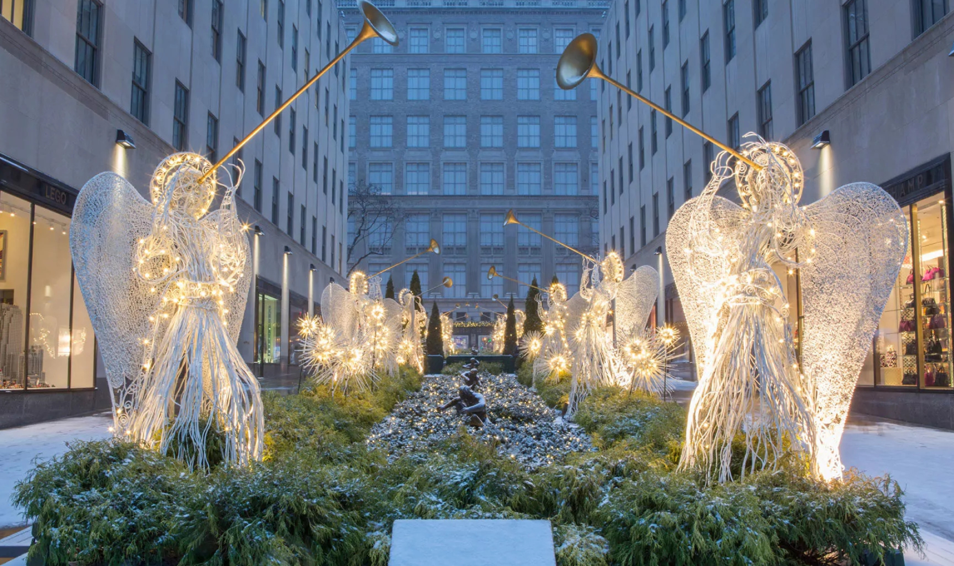 Rockefeller Center, Channel gardens, Illuminated walkway, Cityscape, 1920x1140 HD Desktop