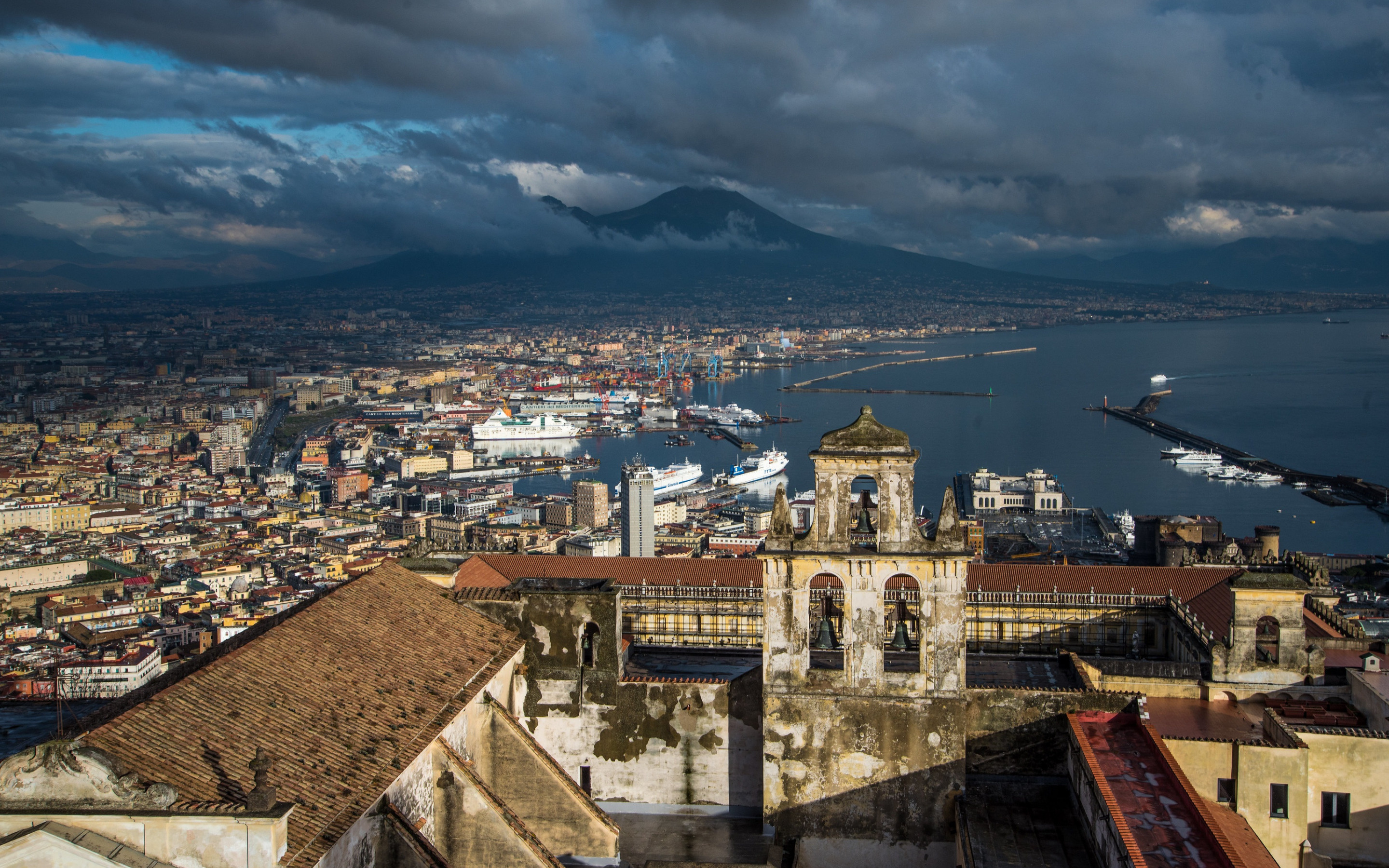 Mount Vesuvius, Naples (Italy) Wallpaper, 2880x1800 HD Desktop