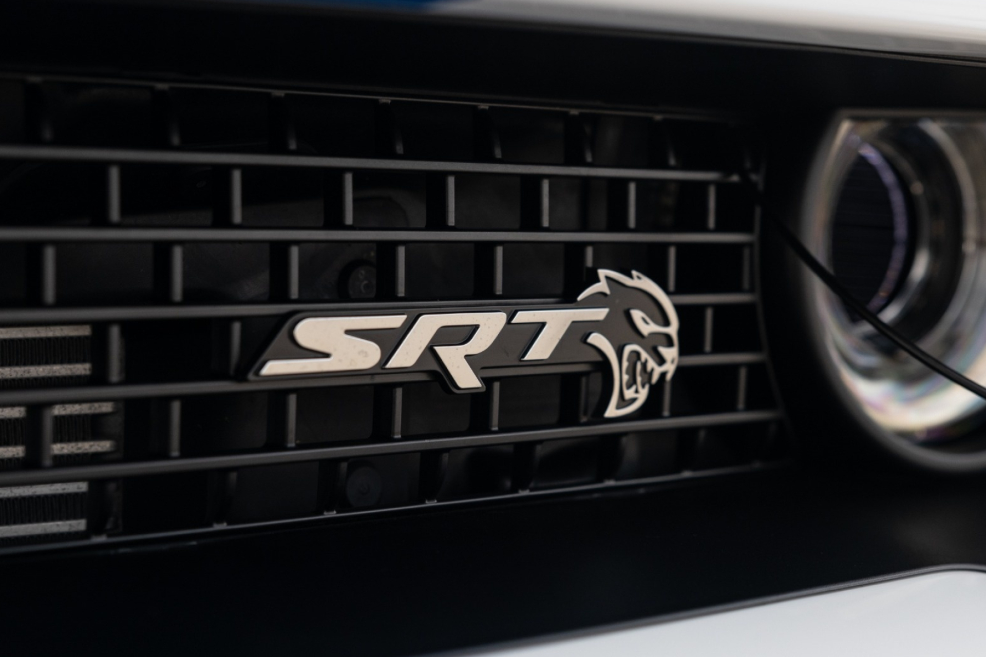 Hellcat logo, Dodge Challenger SRT Hellcat Redeye, 1920x1280 HD Desktop