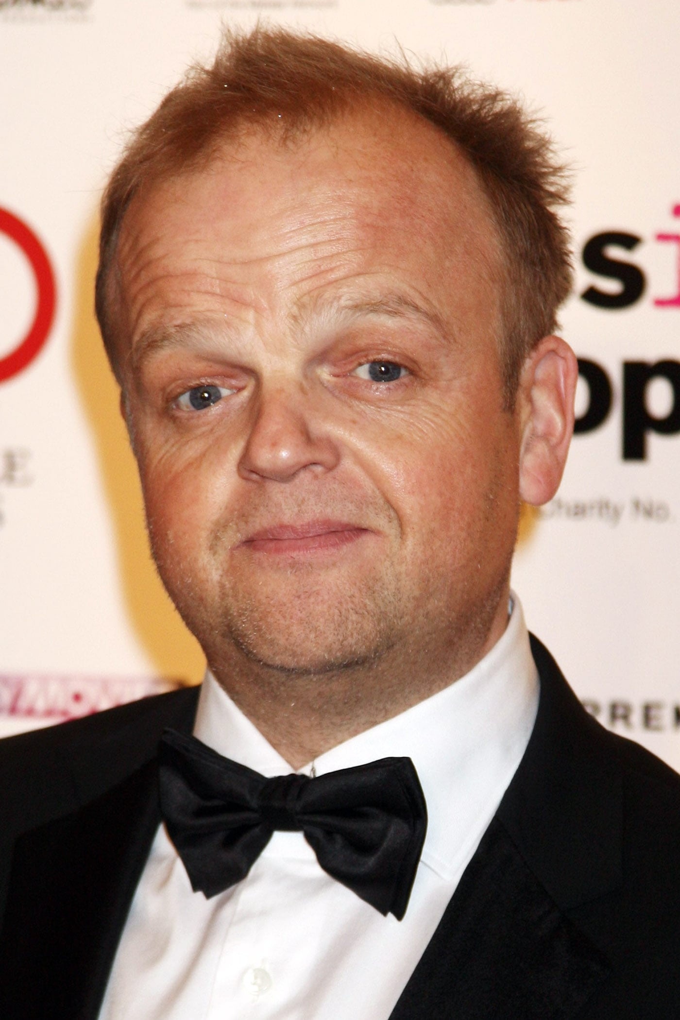 Toby Jones, Profile images, The Movie Database, TMDB, 1400x2100 HD Phone