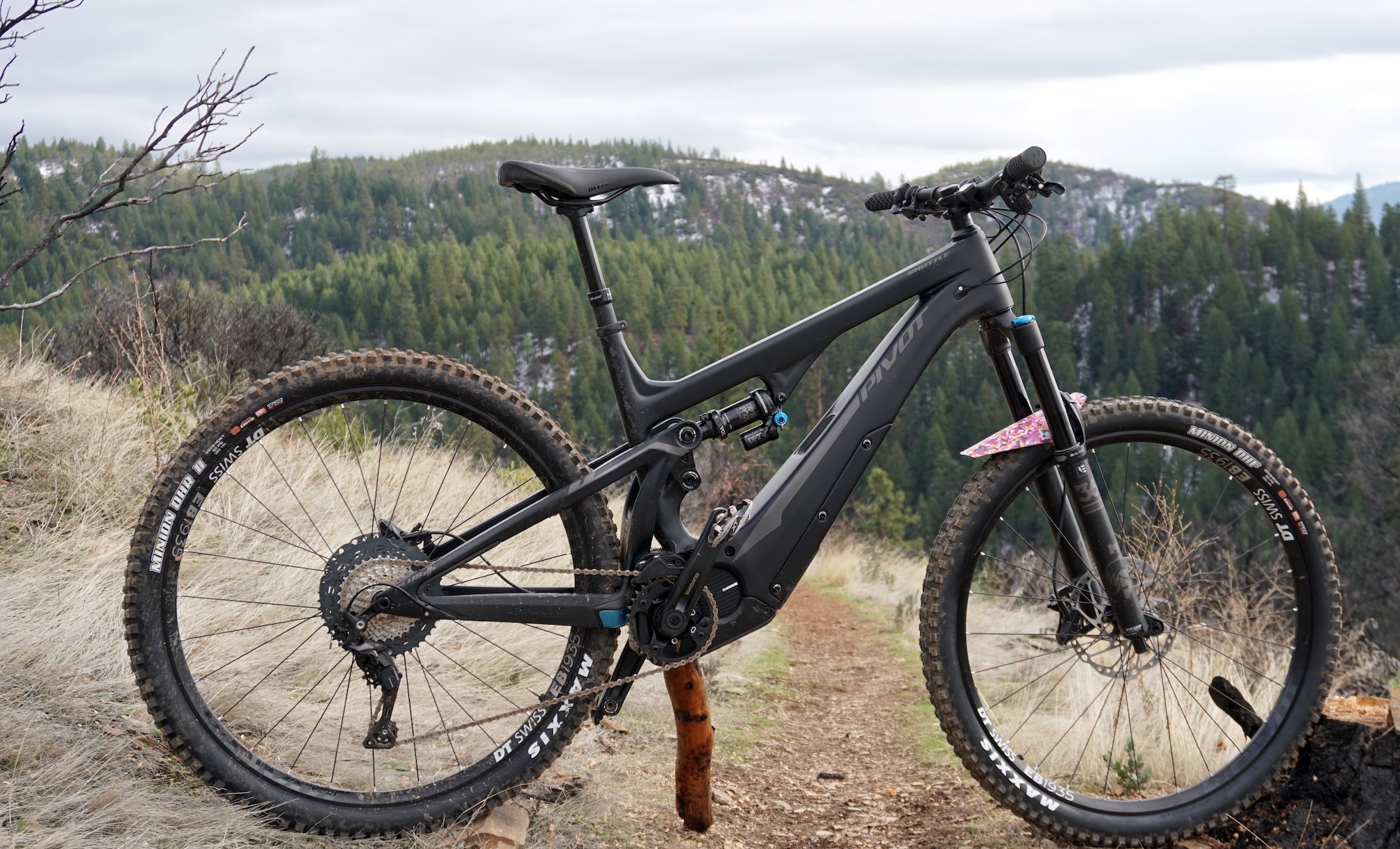 Shuttle eMTB, Pivot Cycles Wallpaper, 2020x1230 HD Desktop