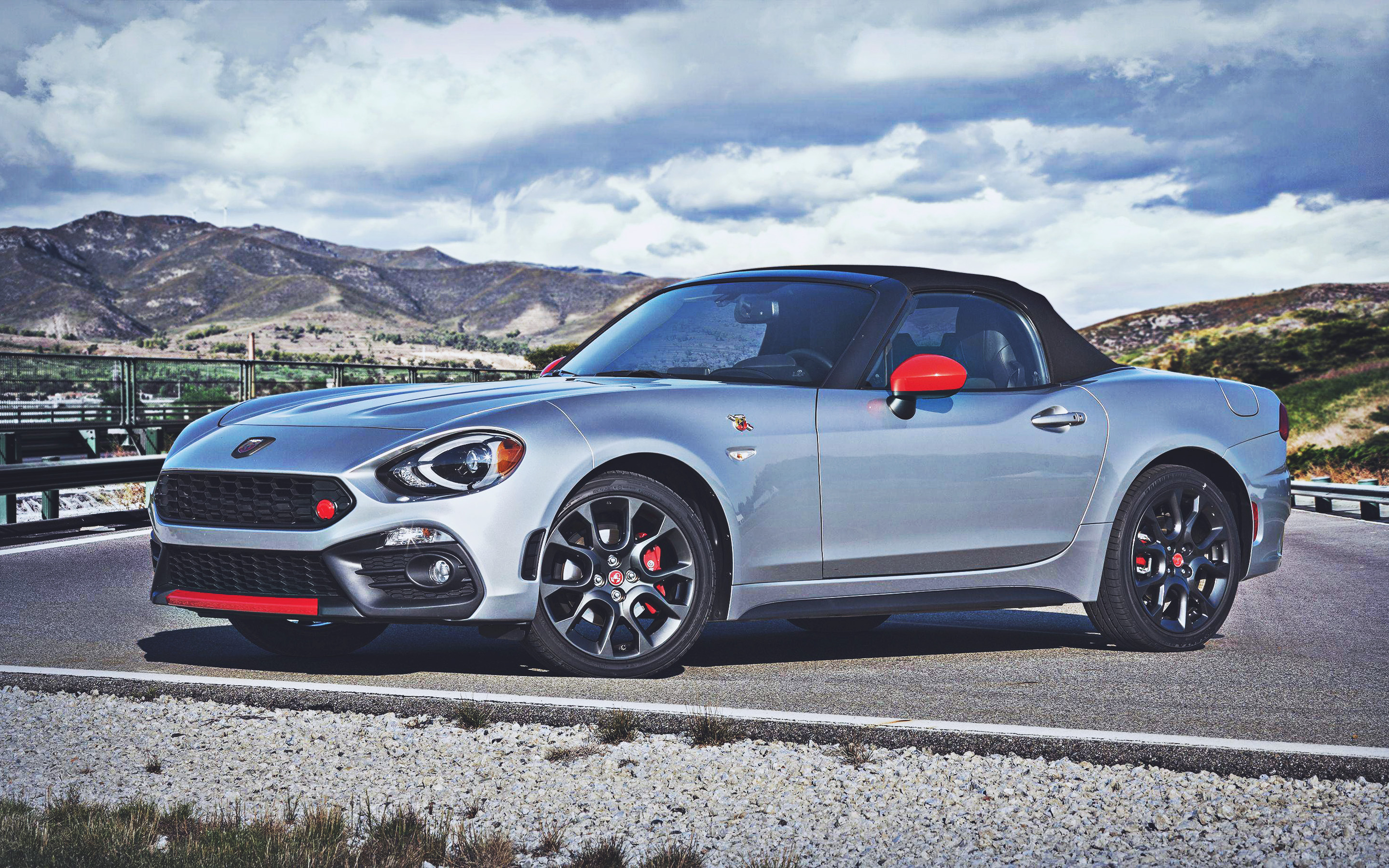 2019 Model, Fiat 124 Spider Wallpaper, 2880x1800 HD Desktop