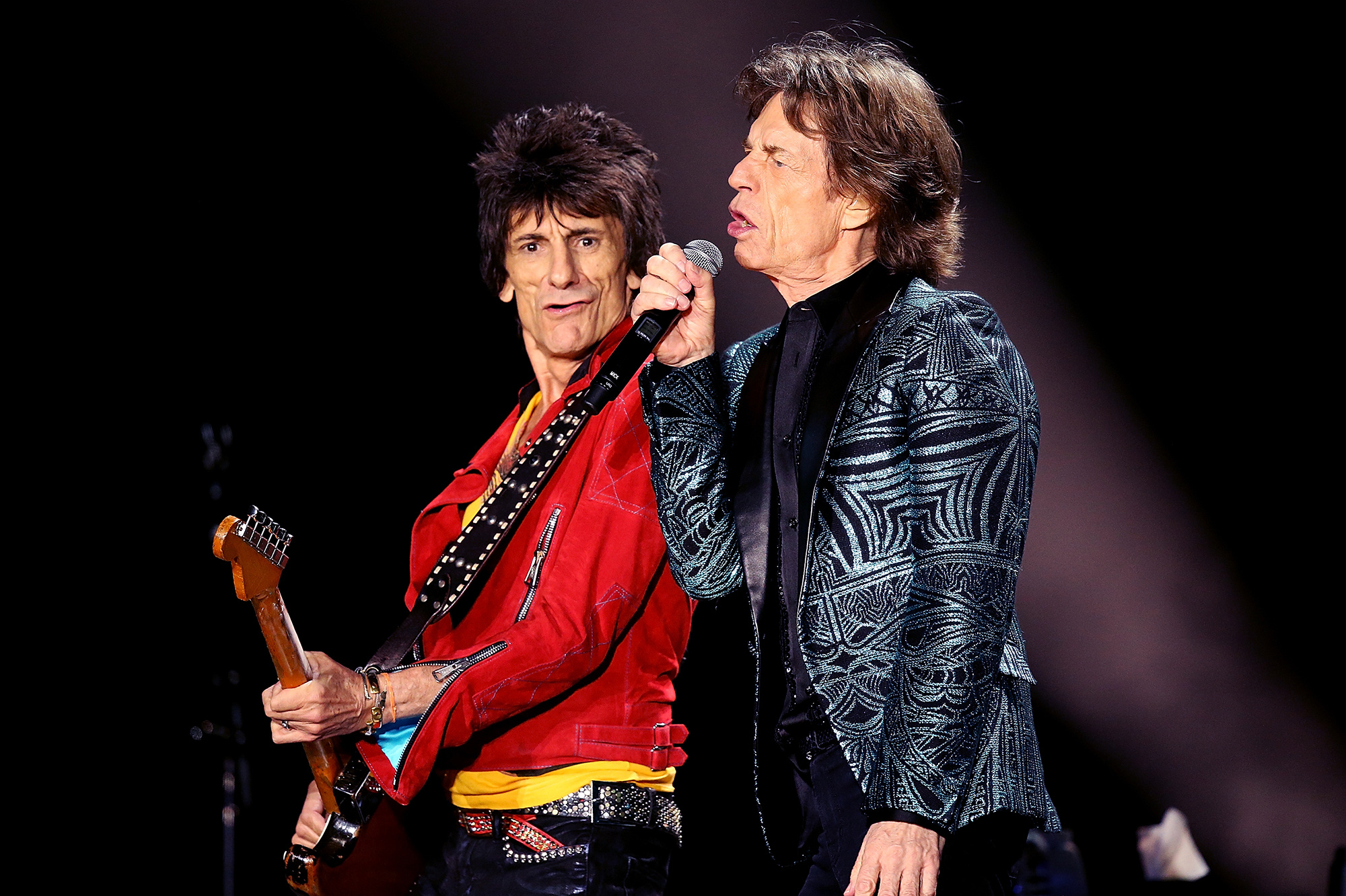 Ronnie Wood, Secret cancer battle, Surprising revelation, Health journey, 2000x1340 HD Desktop