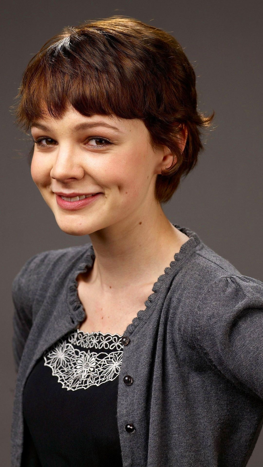 Carey Mulligan, Short hair styles, Cute hairstyles, 1080x1920 Full HD Phone