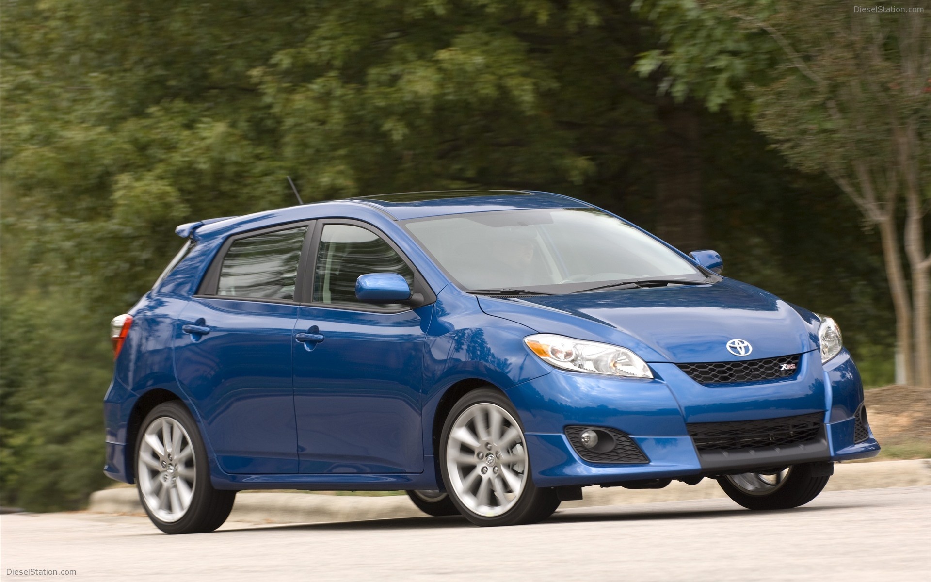 XRS Front View, Toyota Matrix Wallpaper, 1920x1200 HD Desktop