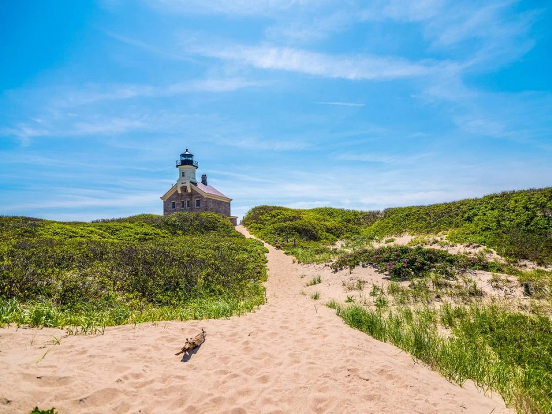 Private jet charter, Block Island airport, Exclusive travel, Luxury transportation, 1920x1440 HD Desktop