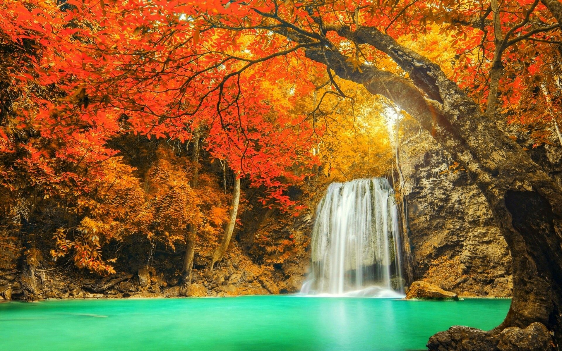 Autumn waterfall, 4K background, Captivating beauty, Autumn wonders, 1920x1200 HD Desktop