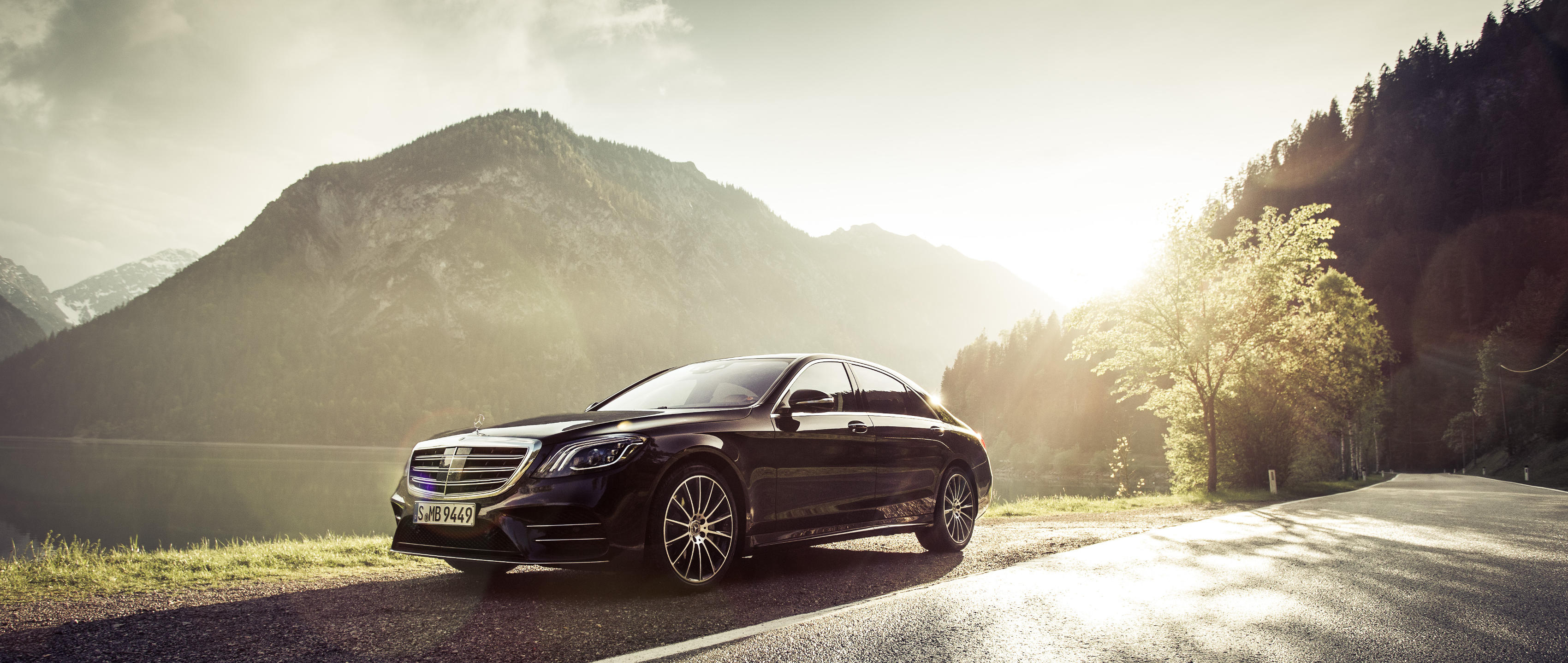 Mercedes-Benz S-Class, Premium luxury, Sophisticated design, State-of-the-art technology, 3400x1440 Dual Screen Desktop