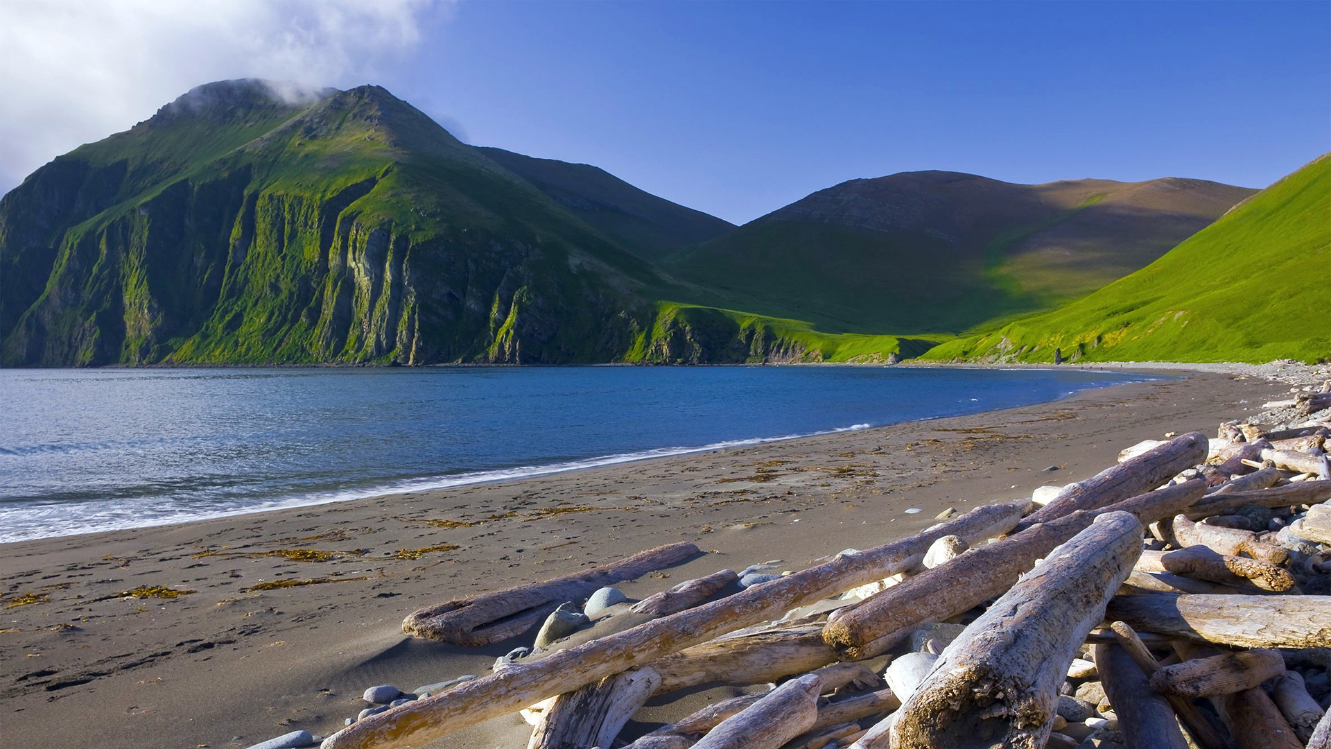 Bering Sea, Stunning beach, Russian mountains, Commander Islands, 1920x1080 Full HD Desktop