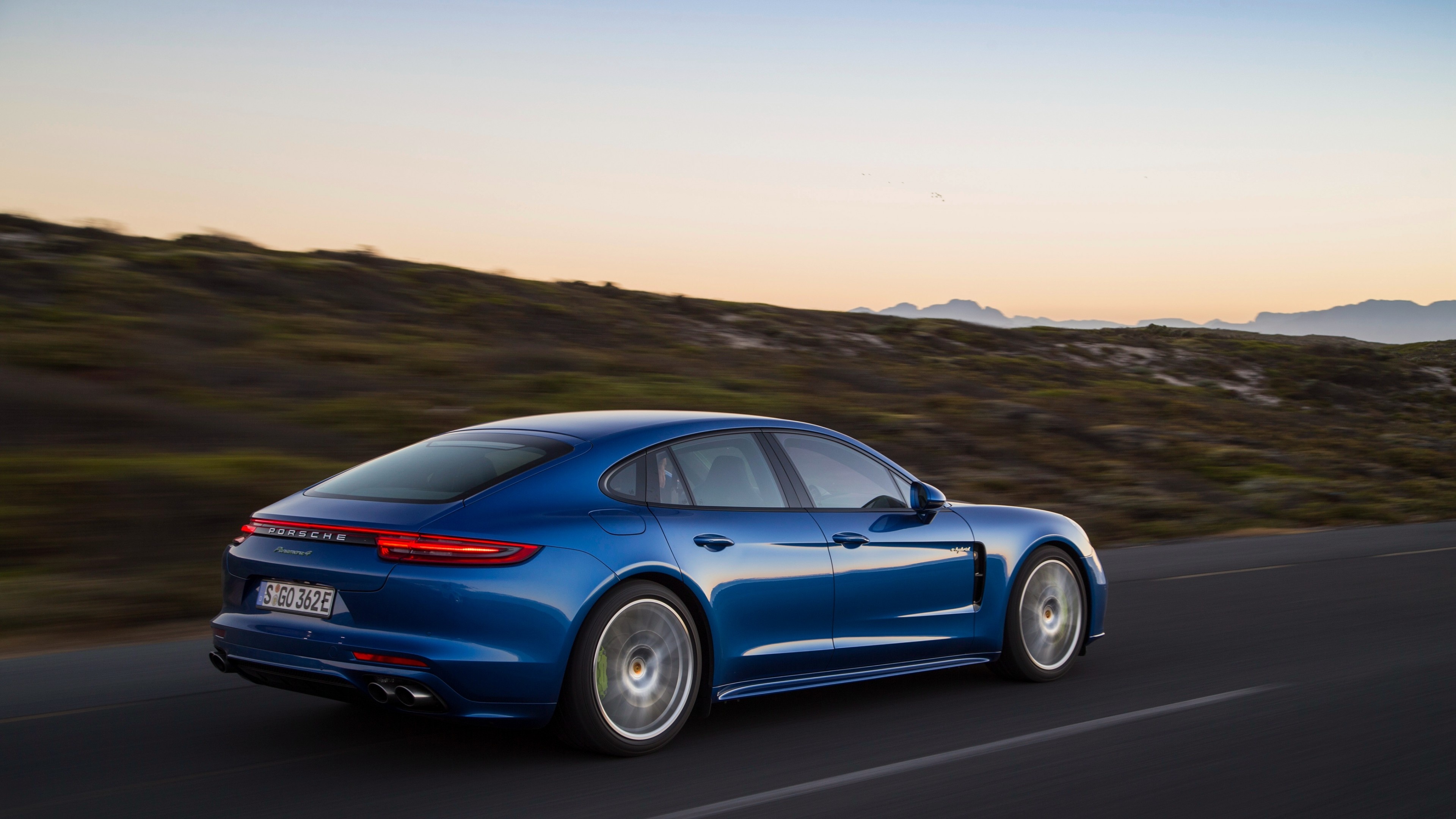 E-Hybrid 2018, Porsche Panamera Wallpaper, 3840x2160 4K Desktop