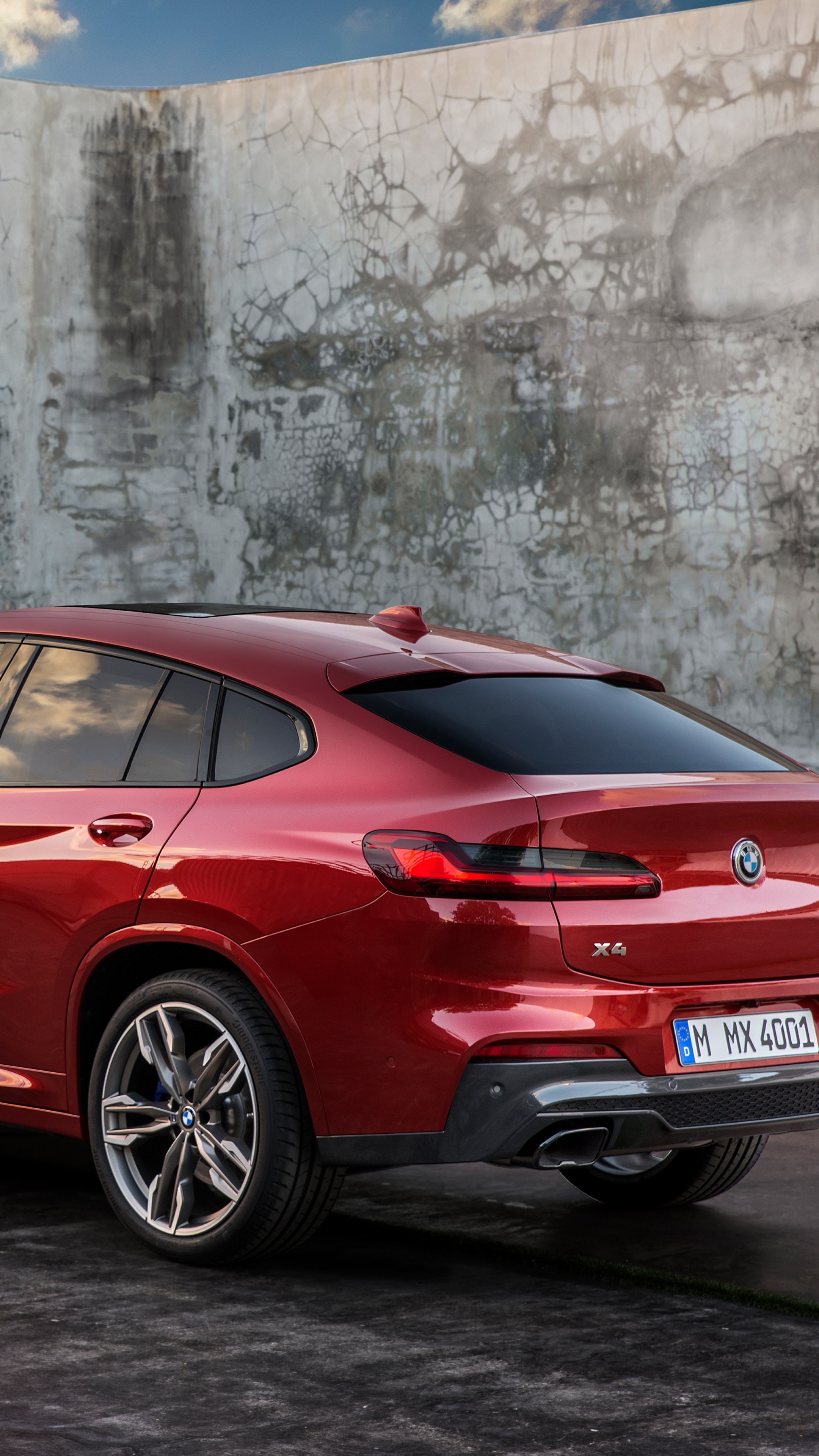 BMW X4, Sleek exterior, Powerful engine, High-performance vehicle, 2160x3840 4K Phone