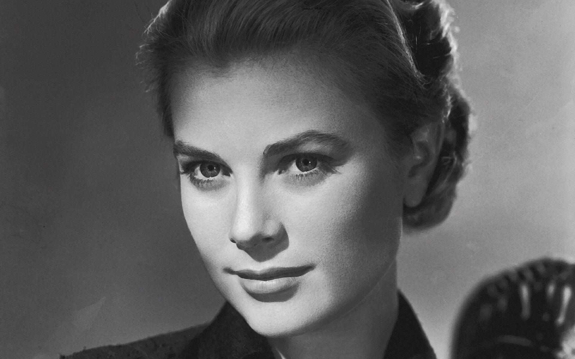 Grace Kelly wallpapers, Elegant and stylish, Classic beauty, Timeless charm, 1920x1200 HD Desktop