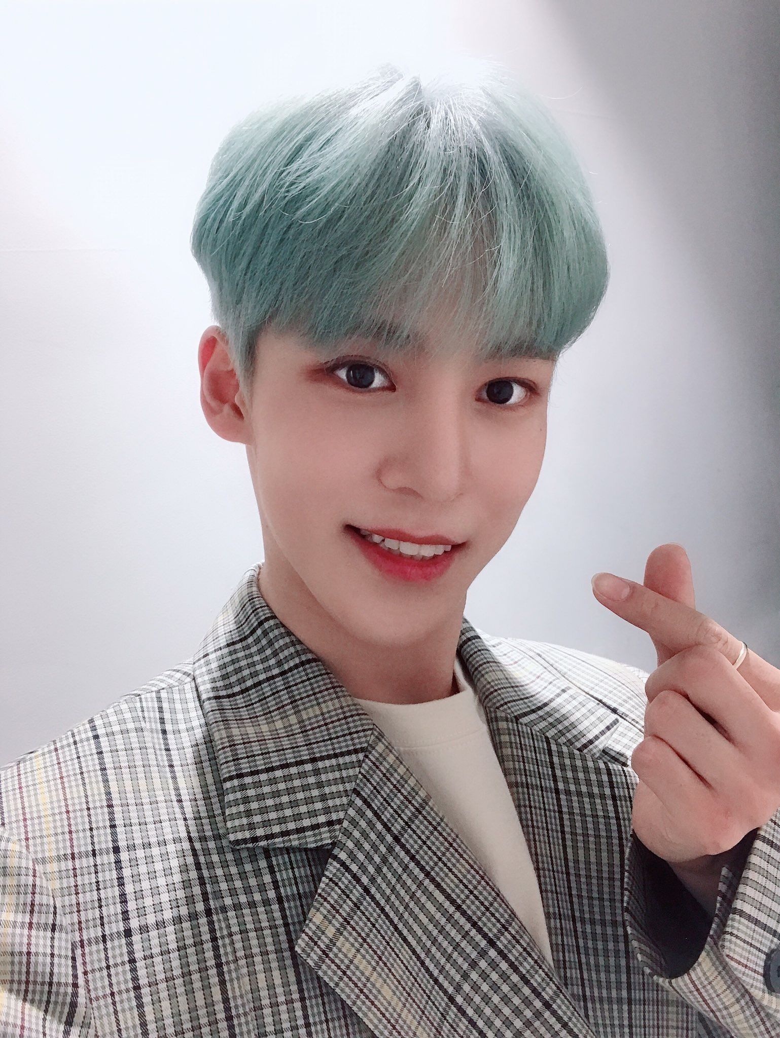 ateez #yunho | Jeong yun-ho, Boy groups, Kpop 1540x2050