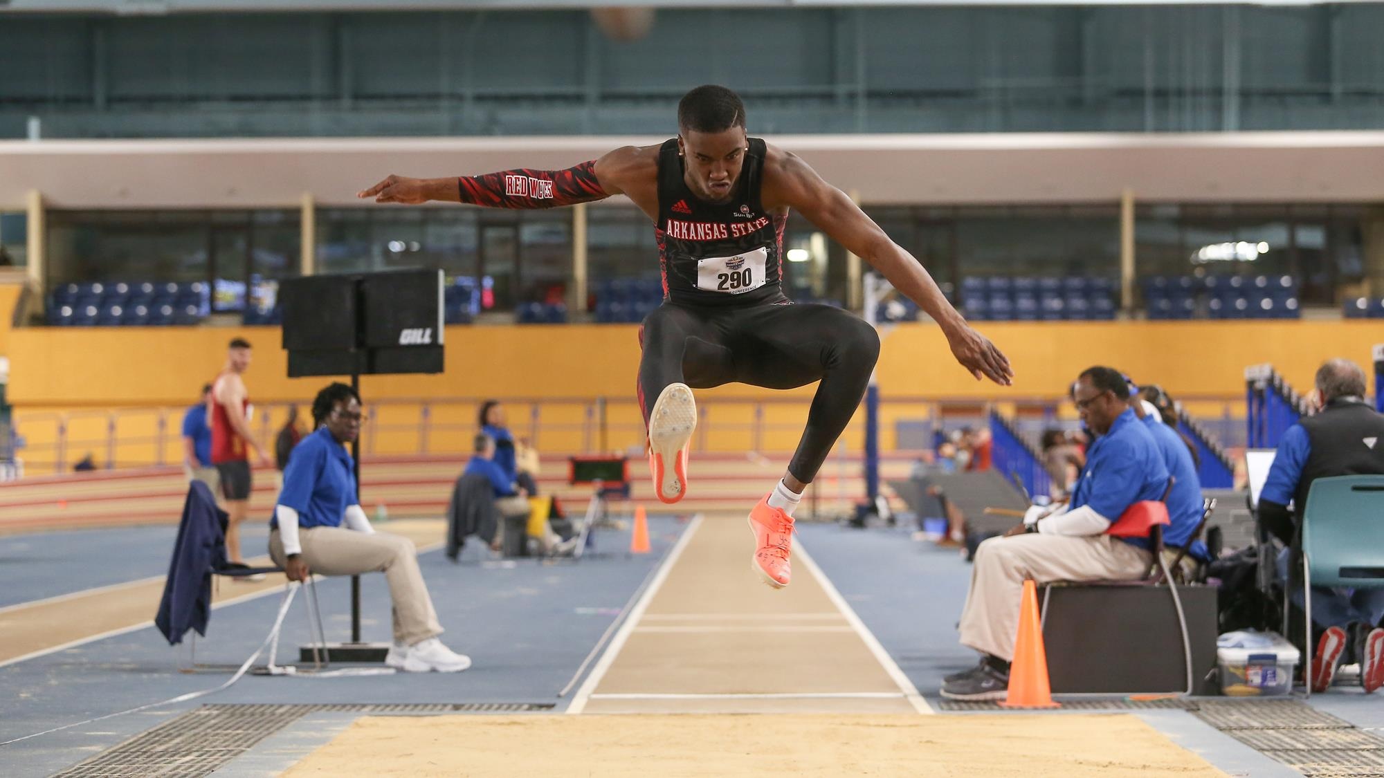 Arkansas State University, Triple Jump Wallpaper, 2000x1130 HD Desktop