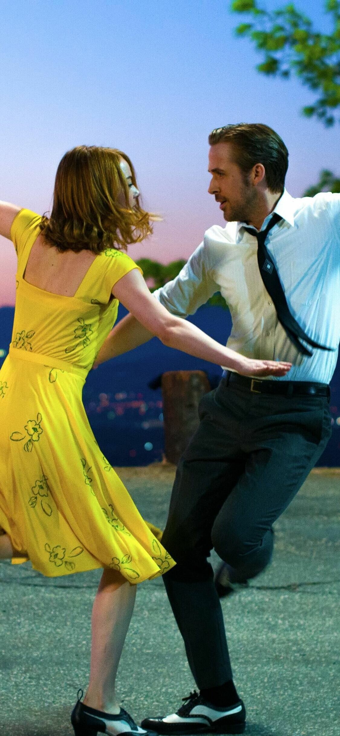 La La Land, Romantic movie, Musical extravaganza, Ryan Gosling, 1130x2440 HD Phone