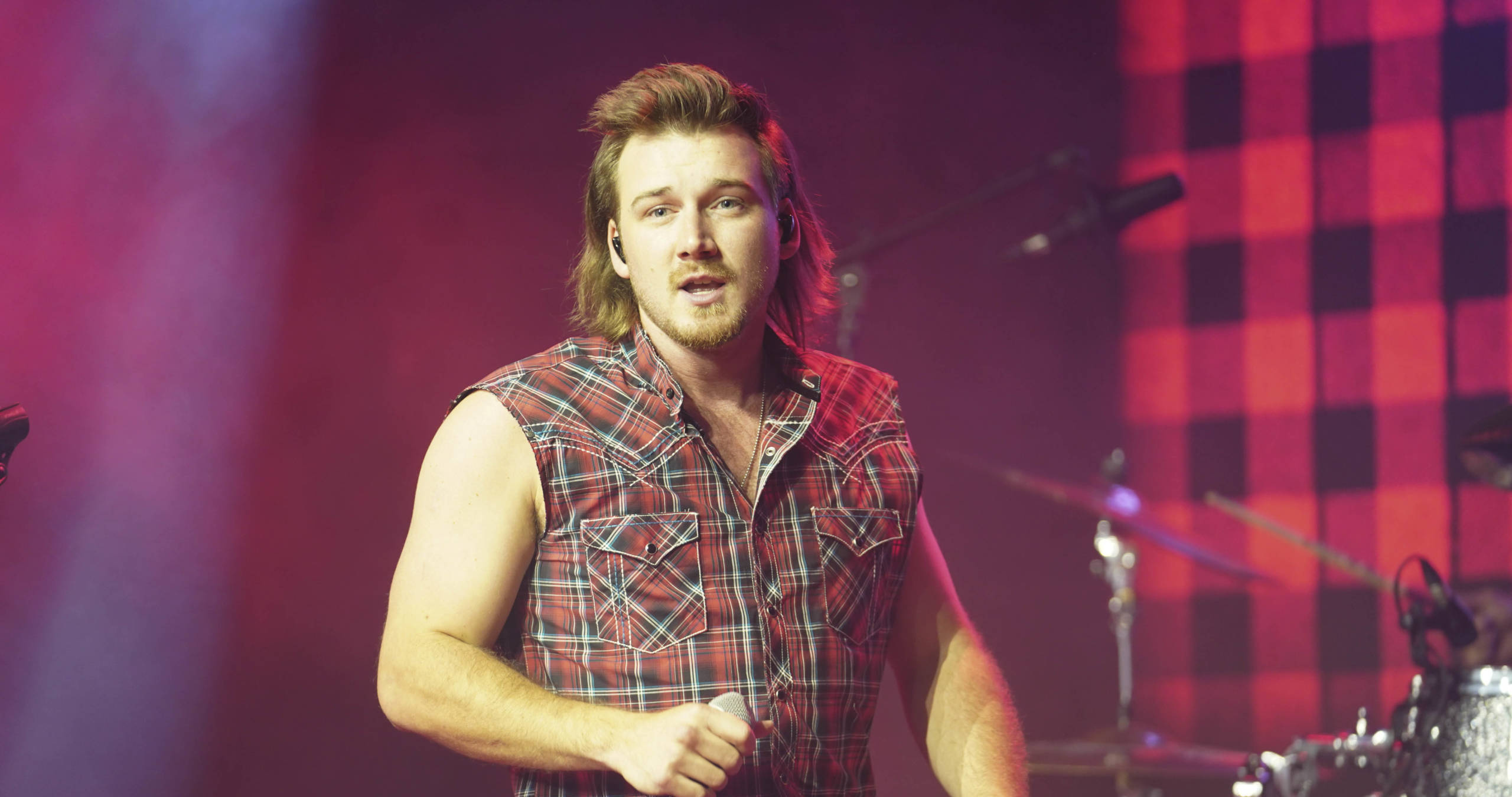 Morgan Wallen, Racist remark, Radio ban, 2560x1350 HD Desktop