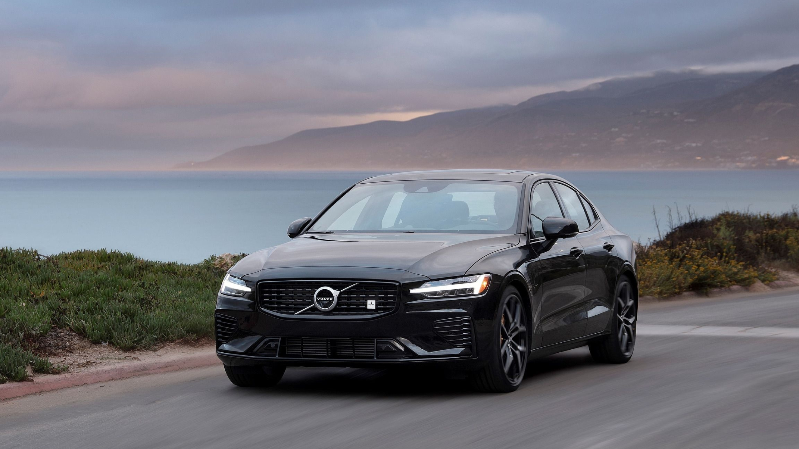 Volvo V60, Top free wallpapers, Volvo brand, V60 model, 2560x1440 HD Desktop