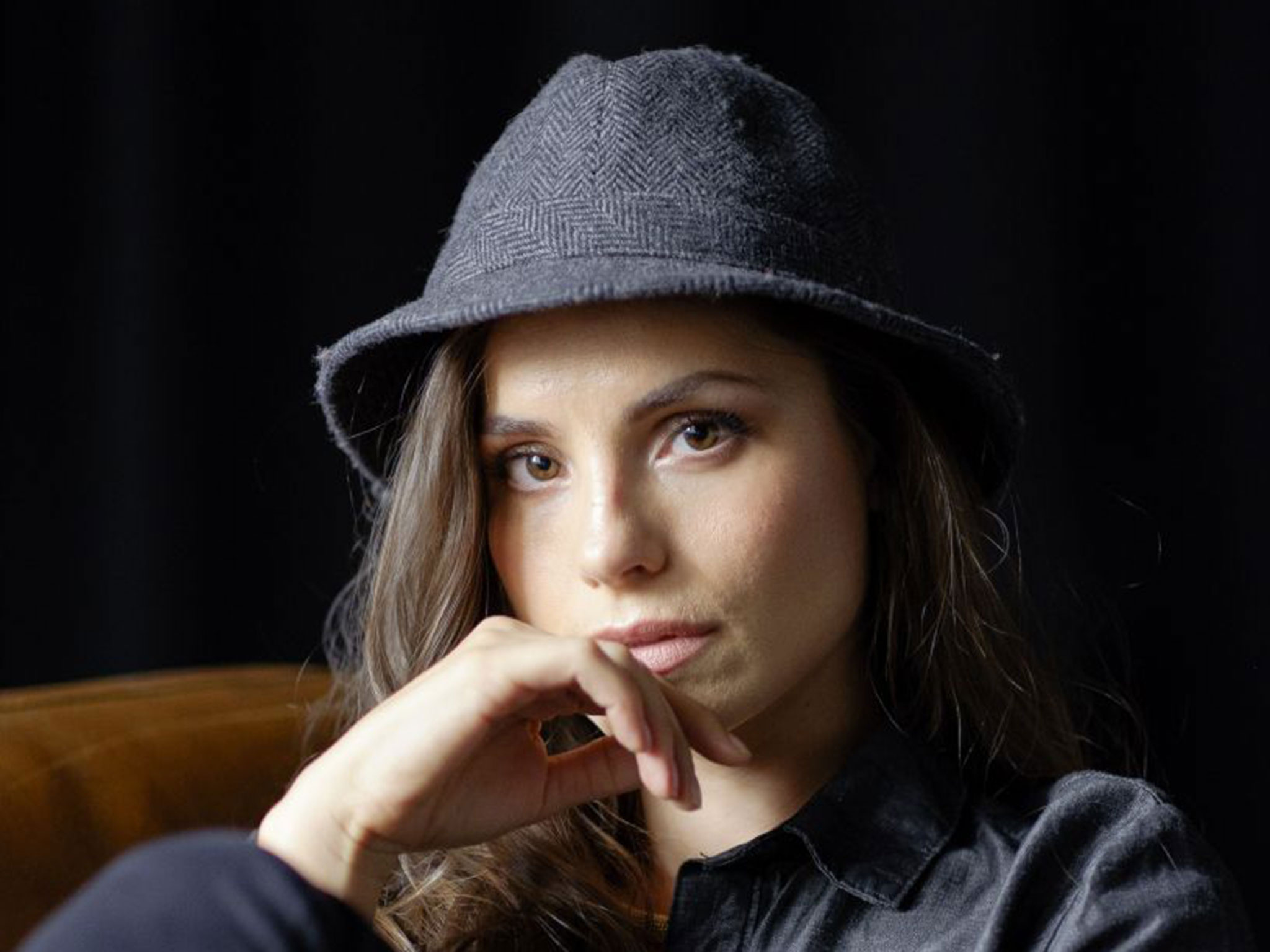 Charlotte Riley, Hat wallpaper, 62663 pixels, 2050x1540 HD Desktop