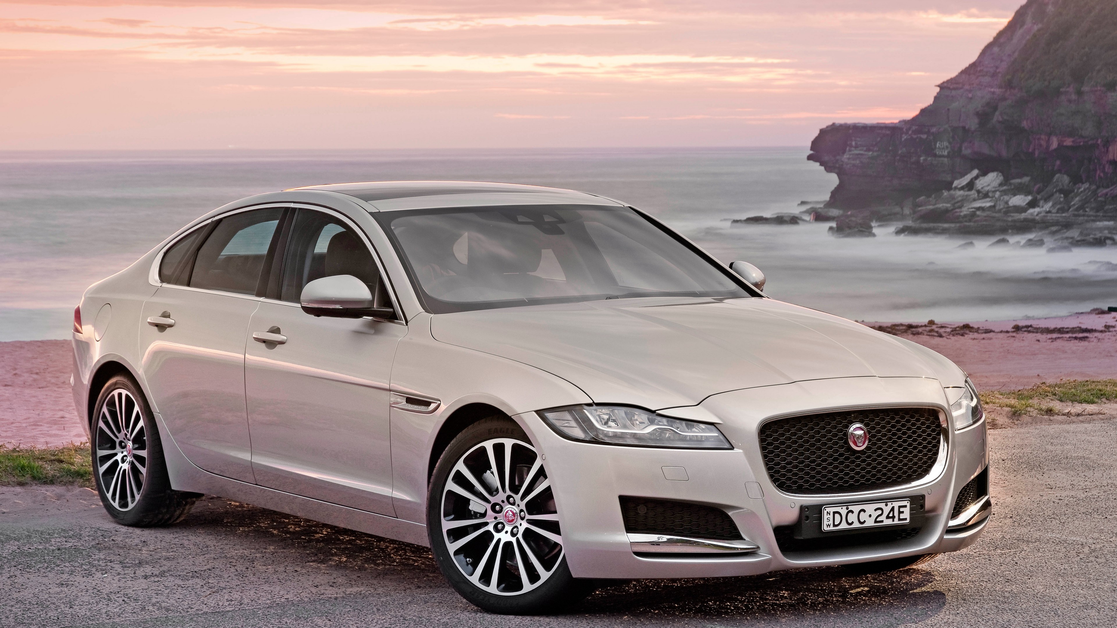 Jaguar XF, Striking sedan, Grey color elegance, Automotive perfection, 3840x2160 4K Desktop